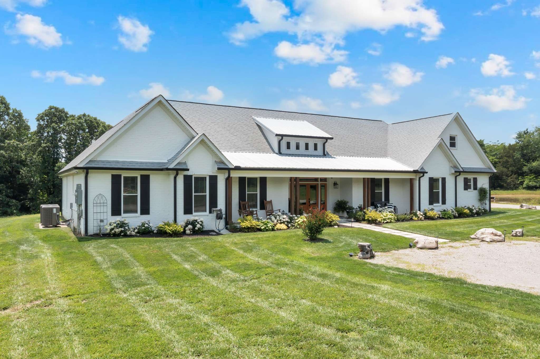 Columbia, TN 38401,1740 Bear Creek Pike