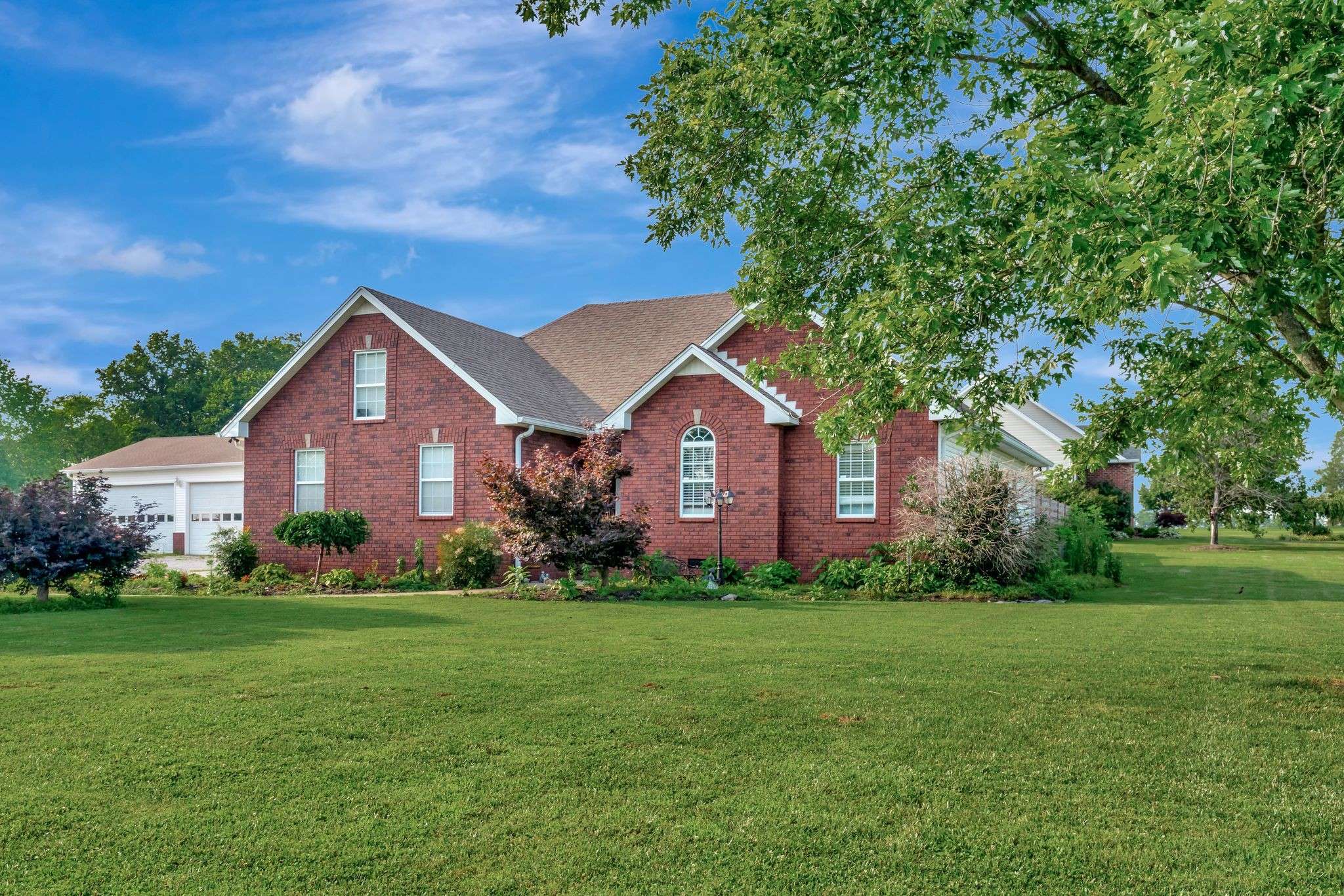 Castalian Springs, TN 37031,1000 Nature Trl