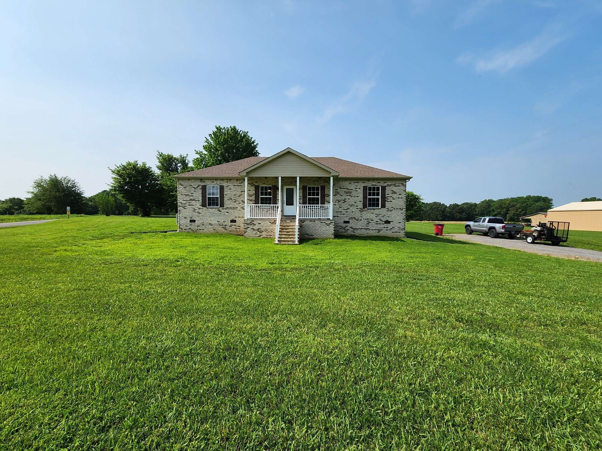 Lafayette, TN 37083,4574 Long Creek Rd