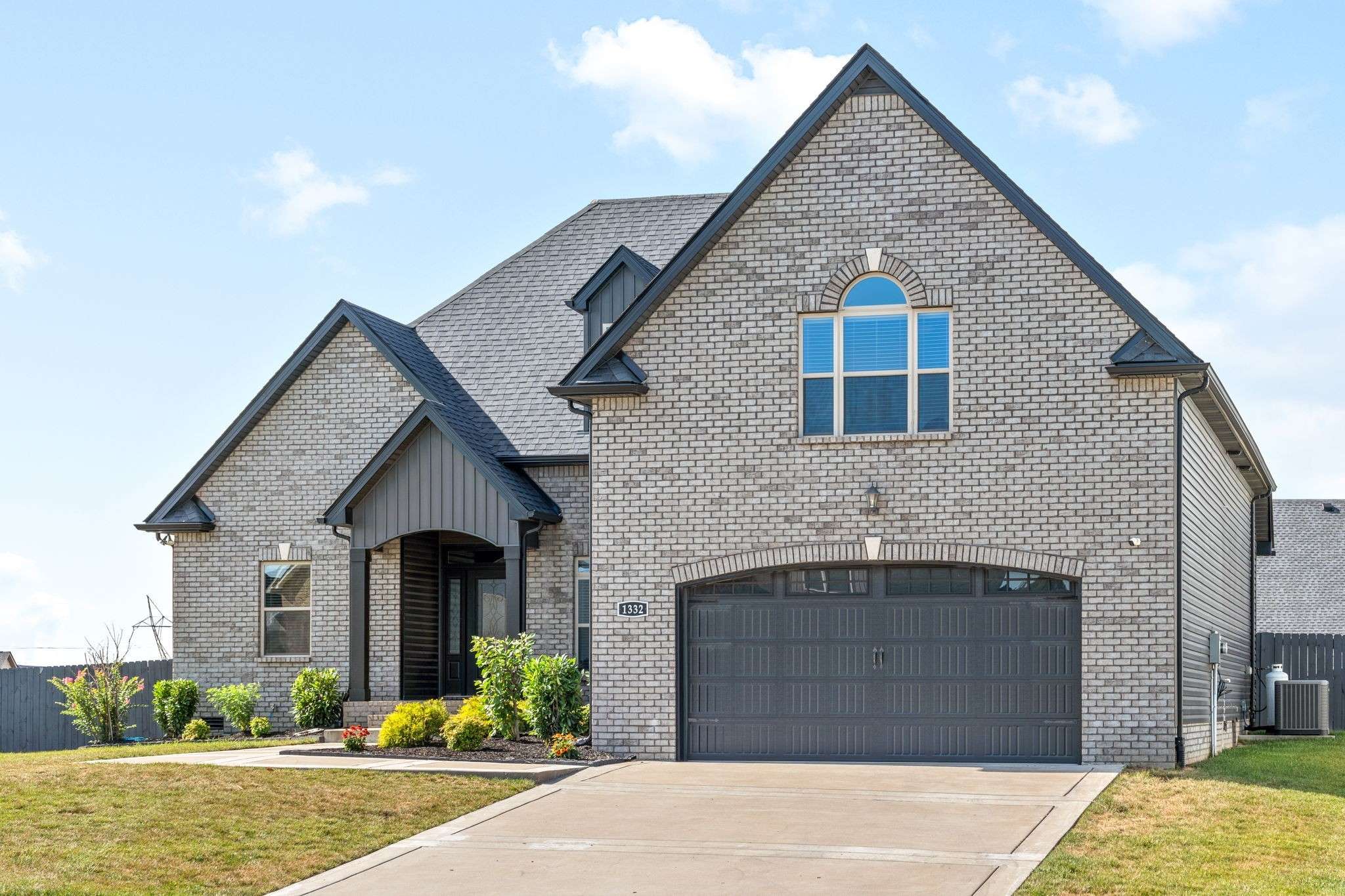 Clarksville, TN 37042,1332 Apple Blossom Rd