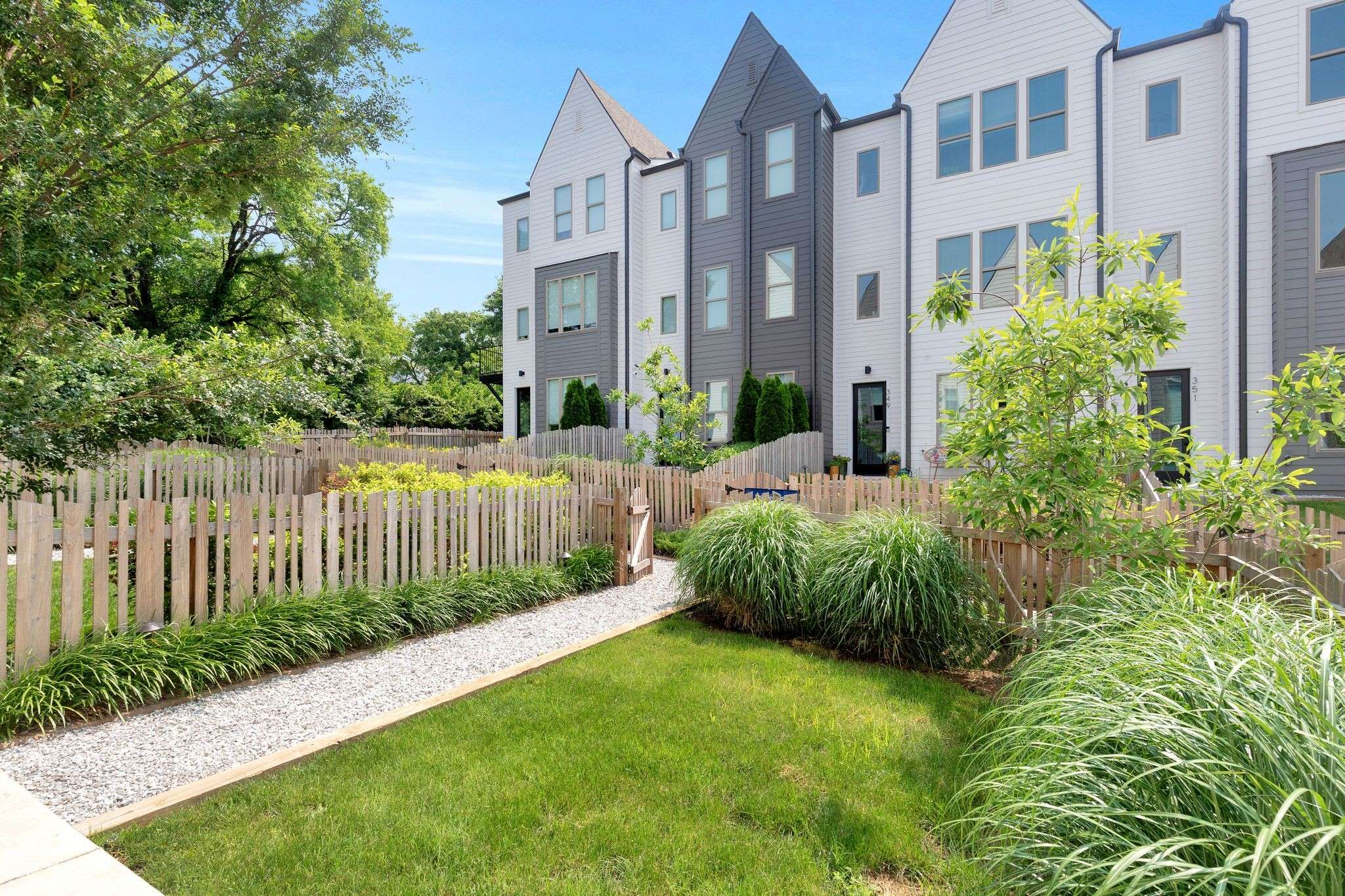 Nashville, TN 37216,339 E Village Ln