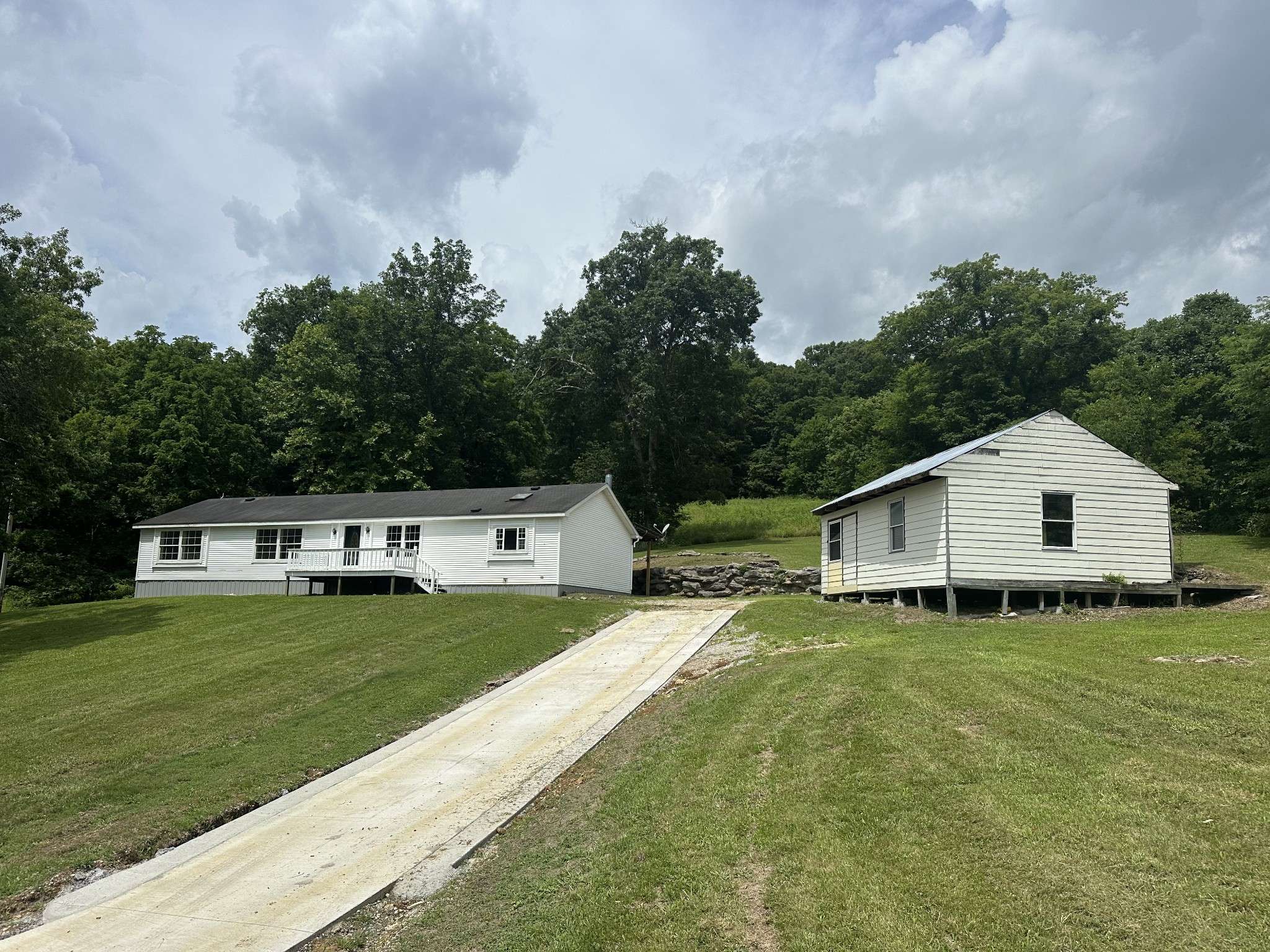 Buffalo Valley, TN 38548,697 Club Springs Rd