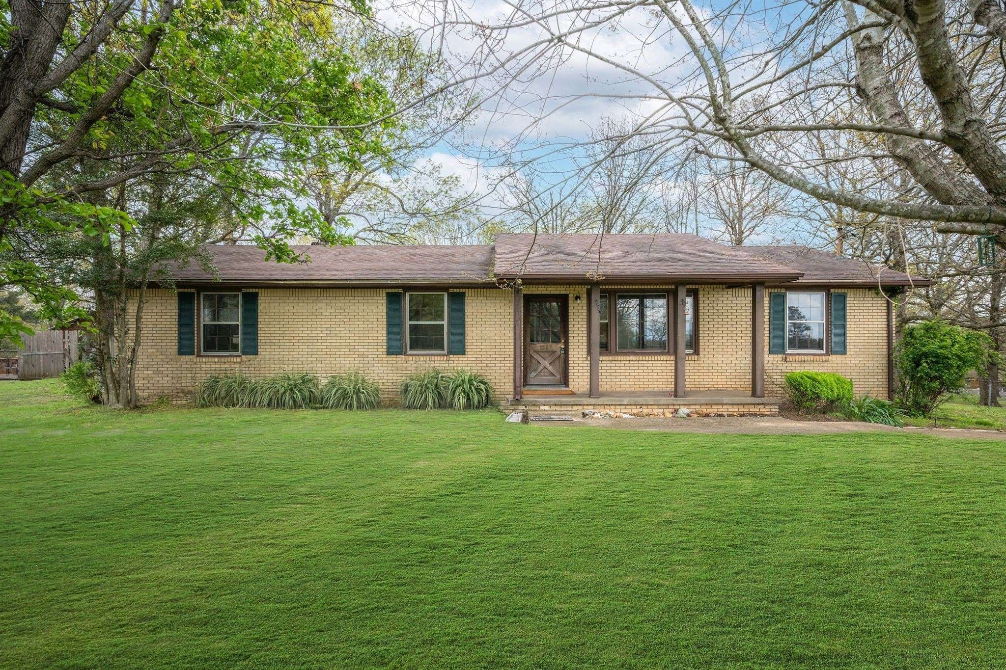 Dickson, TN 37055,1529 W Grab Creek Road