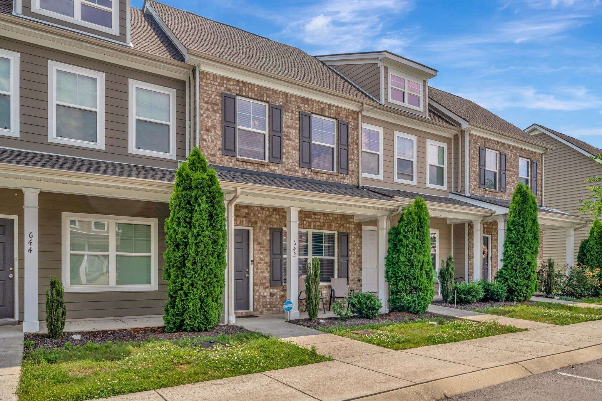 Antioch, TN 37013,642 Bradburn Village Cir