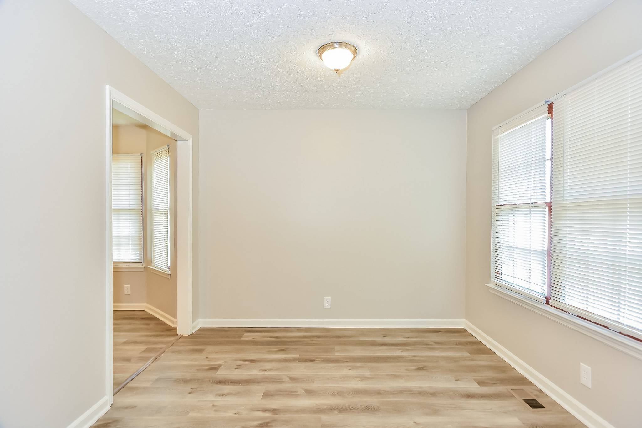 Goodlettsville, TN 37072,206 Nathan Dr