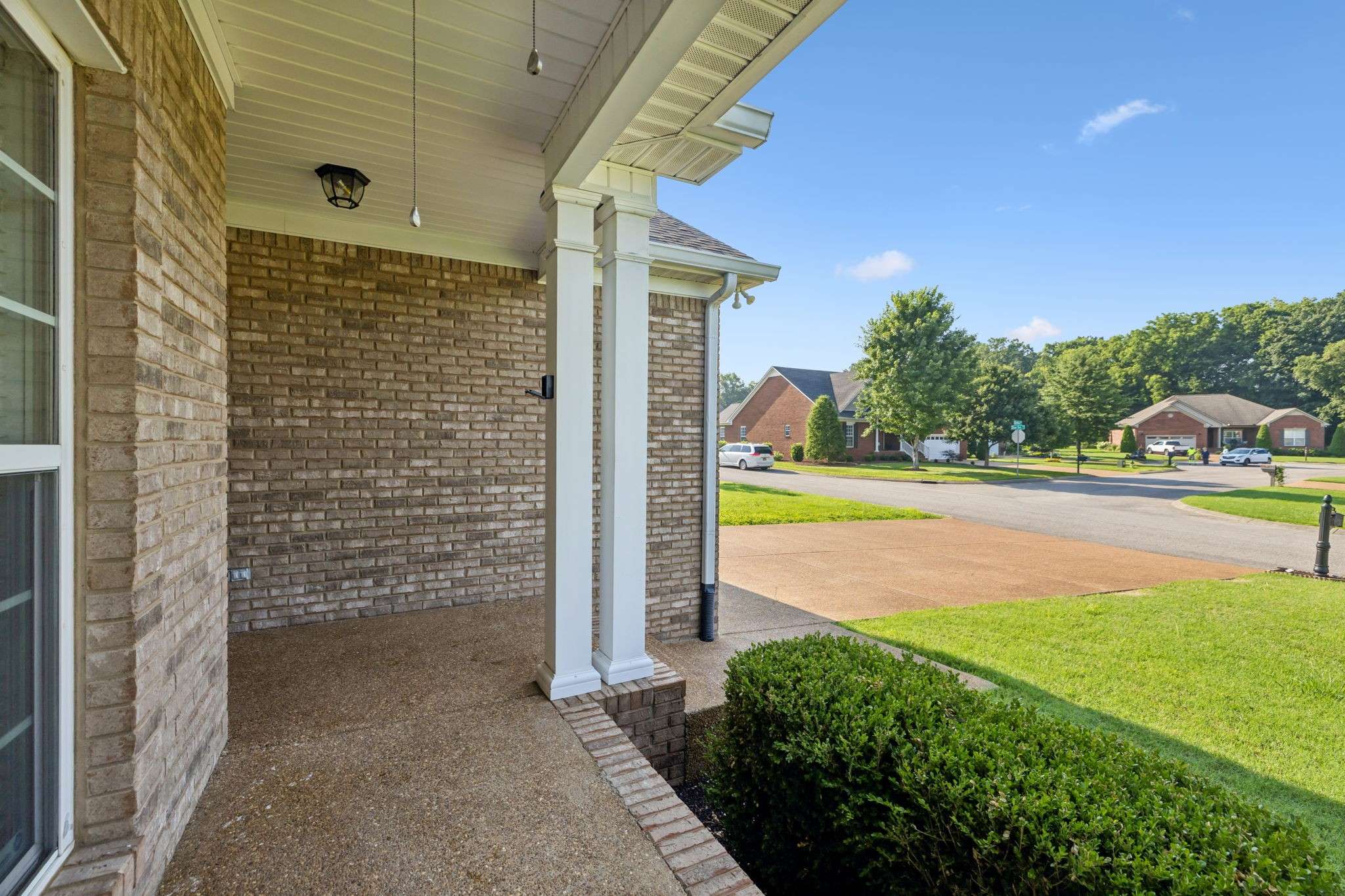 Columbia, TN 38401,105 Sugar Tree Ln