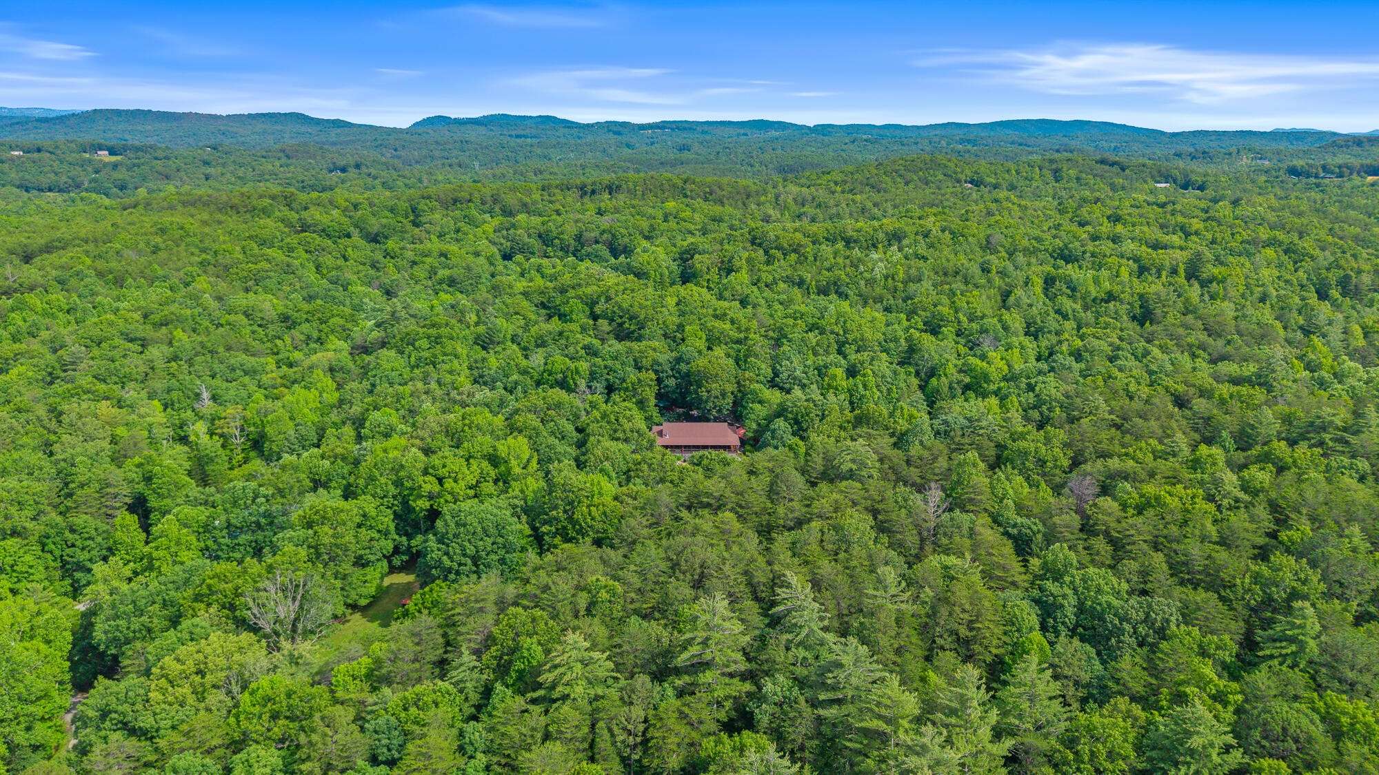 Tellico Plains, TN 37385,255 Unicoi Lakes Road