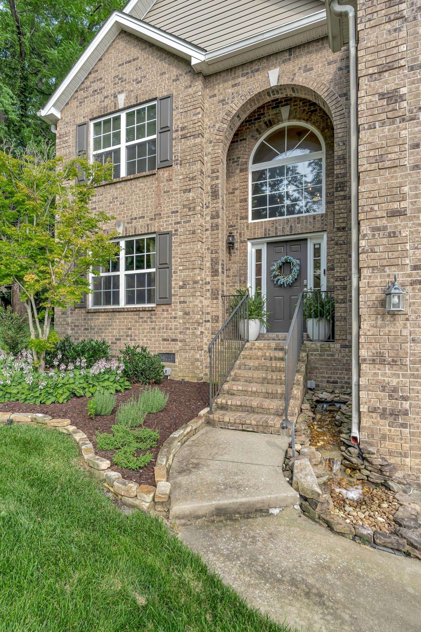 Antioch, TN 37013,6325 Sunnywood Dr