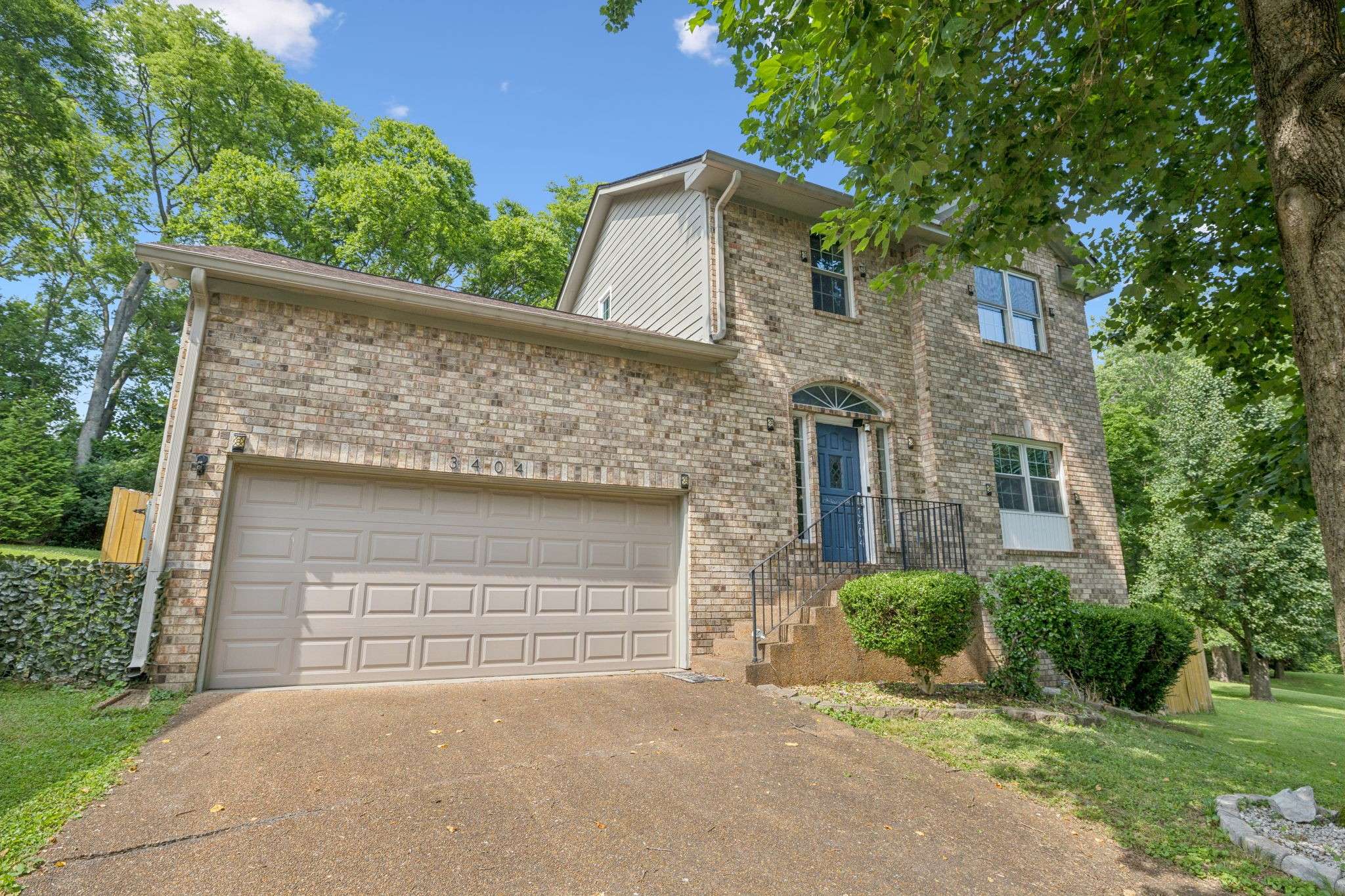 Hermitage, TN 37076,3404 Parkwood Ct
