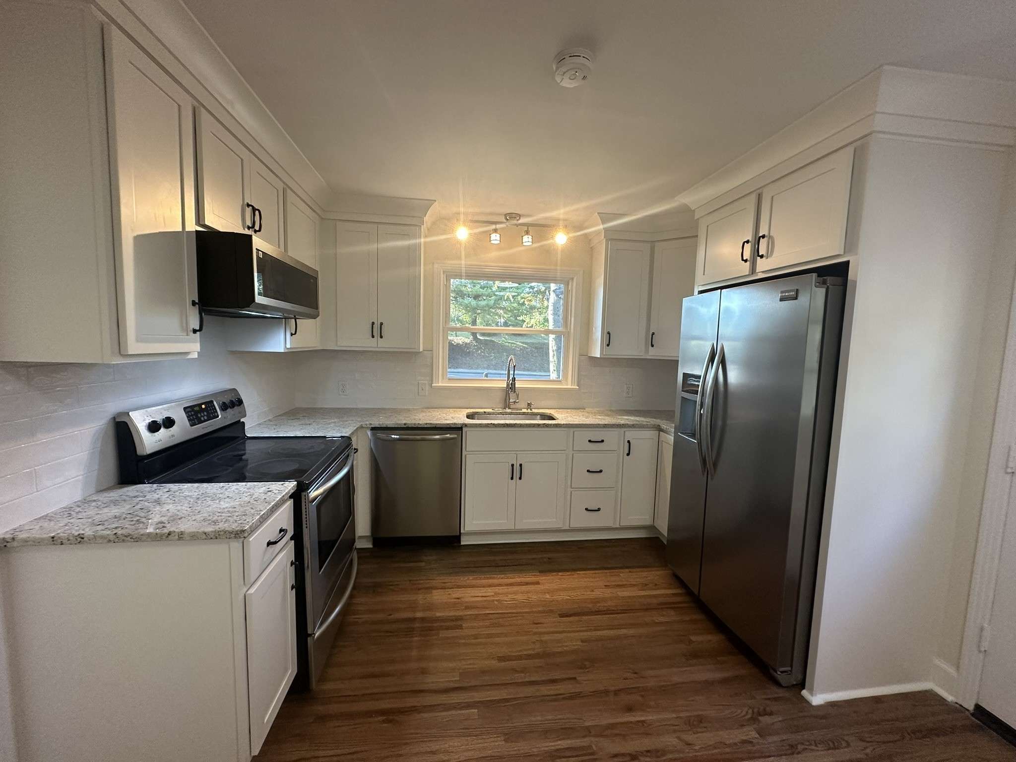 Nashville, TN 37216,1905 Stratford Ave
