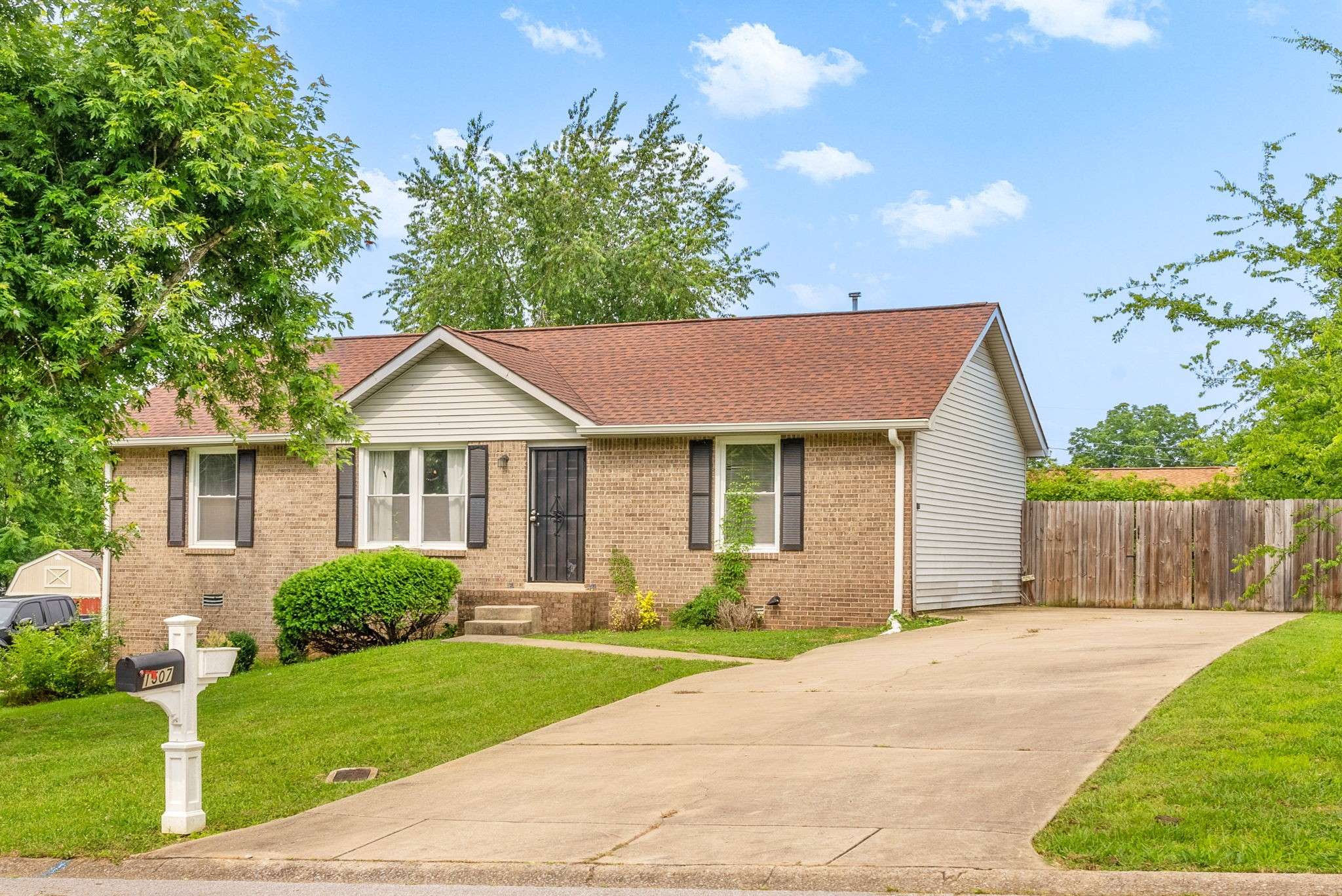 Clarksville, TN 37042,1507 Sunshine Dr