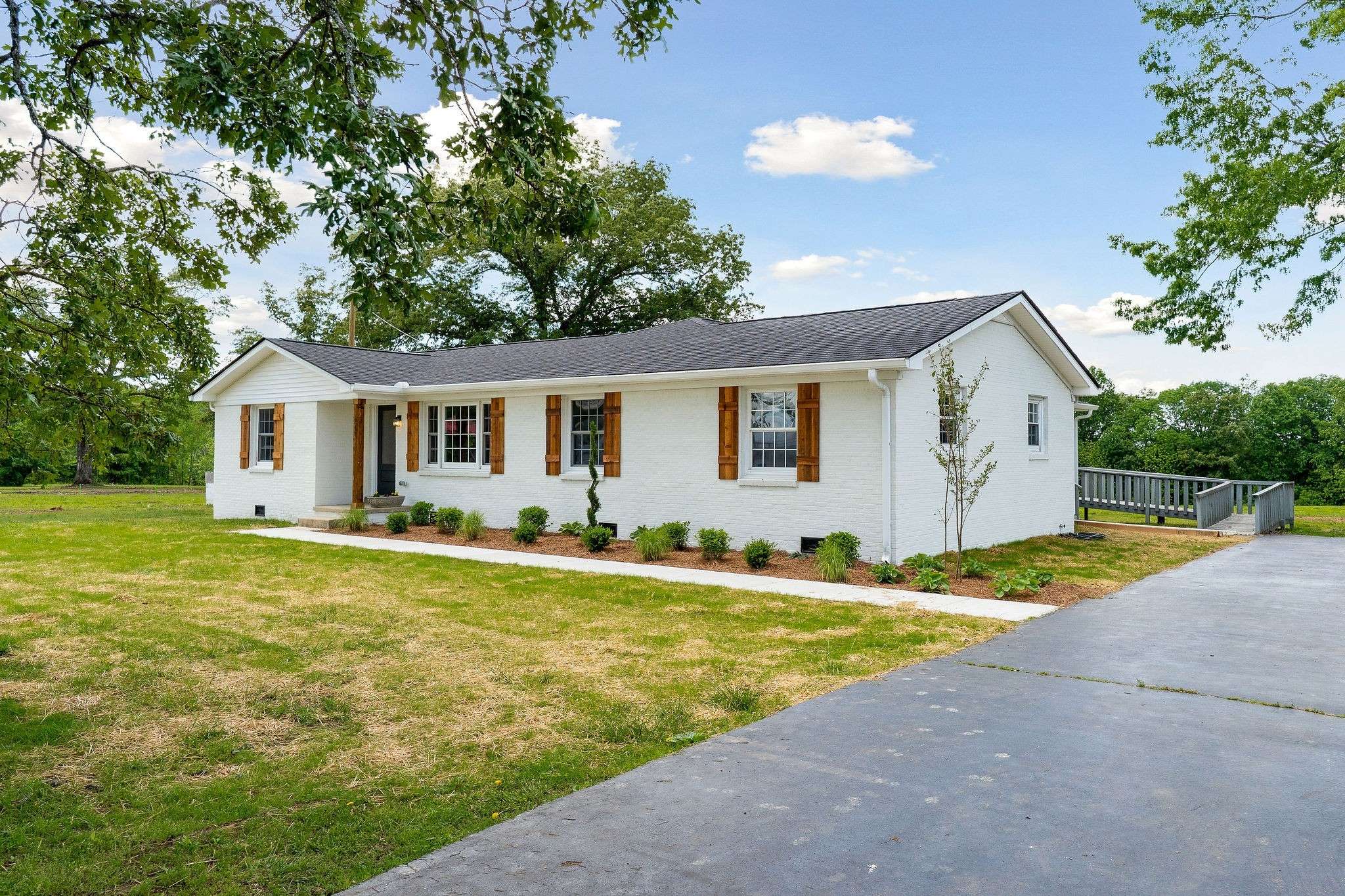 Smithville, TN 37166,217 Cripps Ln
