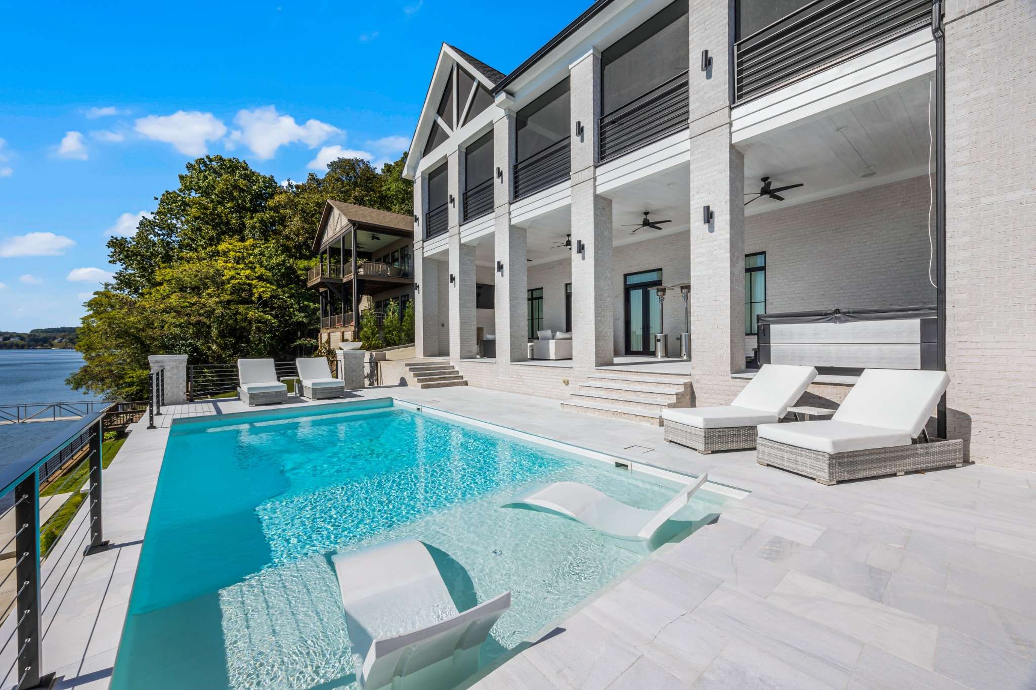 Savannah, TN 38372,130 Breathtaking Loop