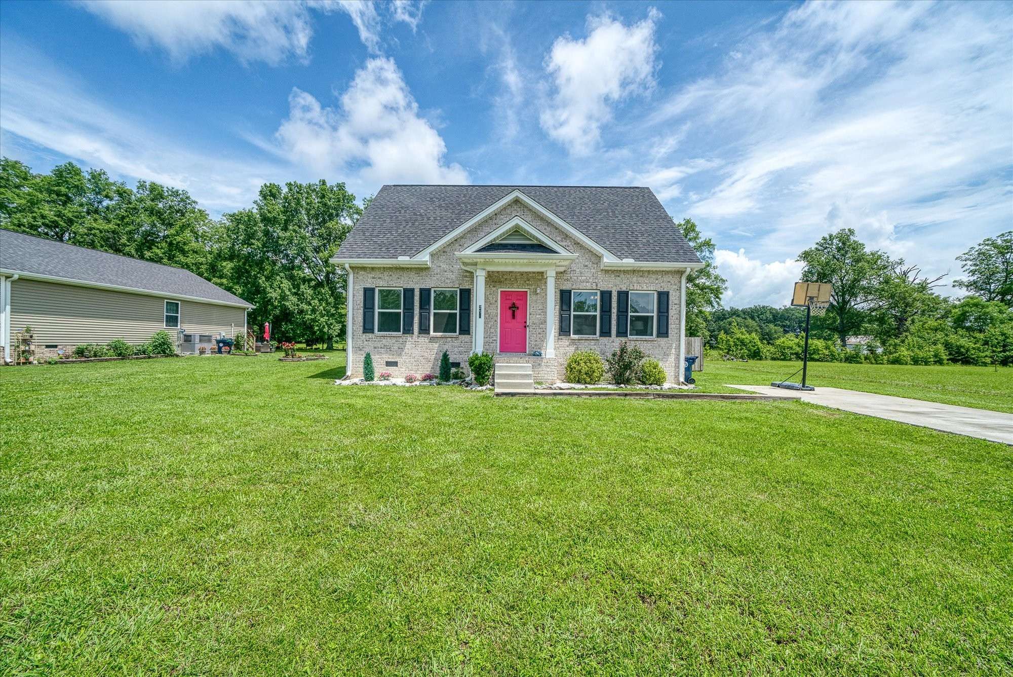 Smithville, TN 37166,258 Green Meadow Dr