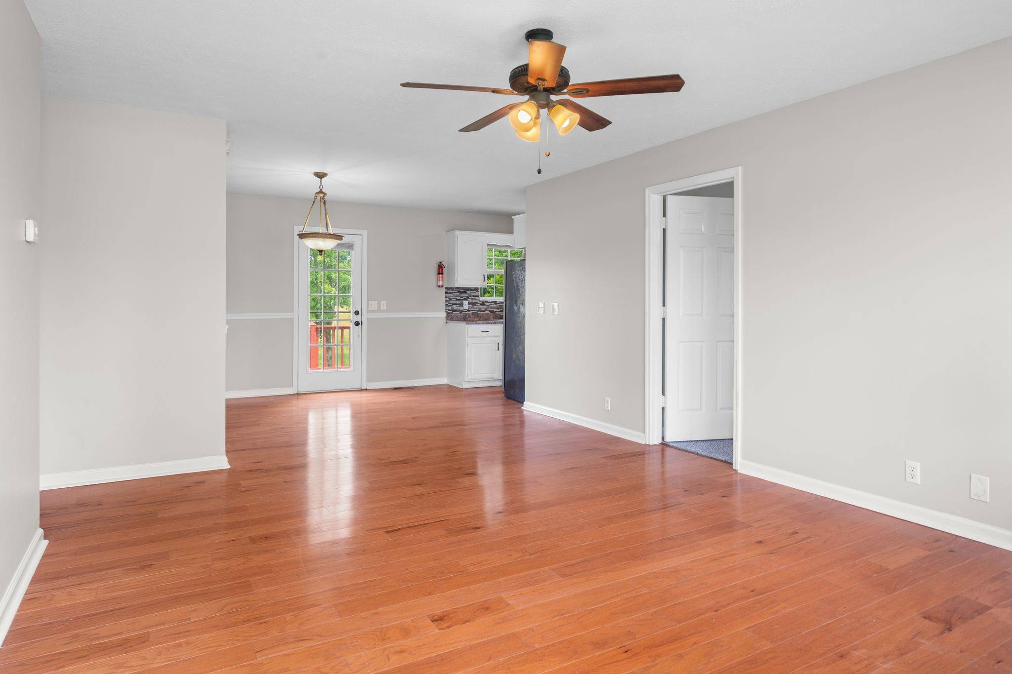 Portland, TN 37148,756 College St