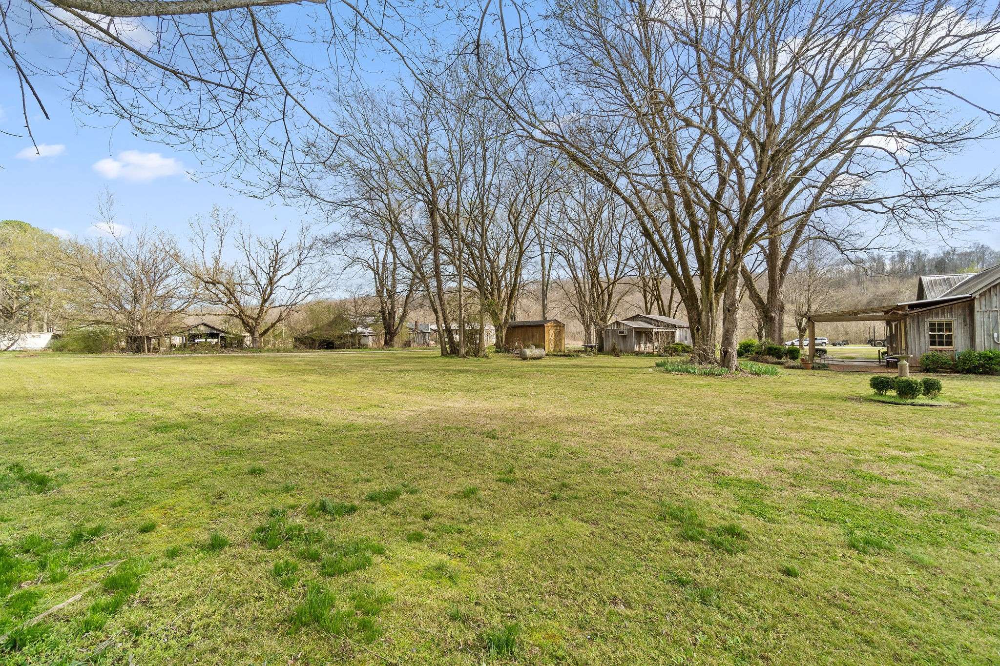 Stewart, TN 37175,35 Airport Ln