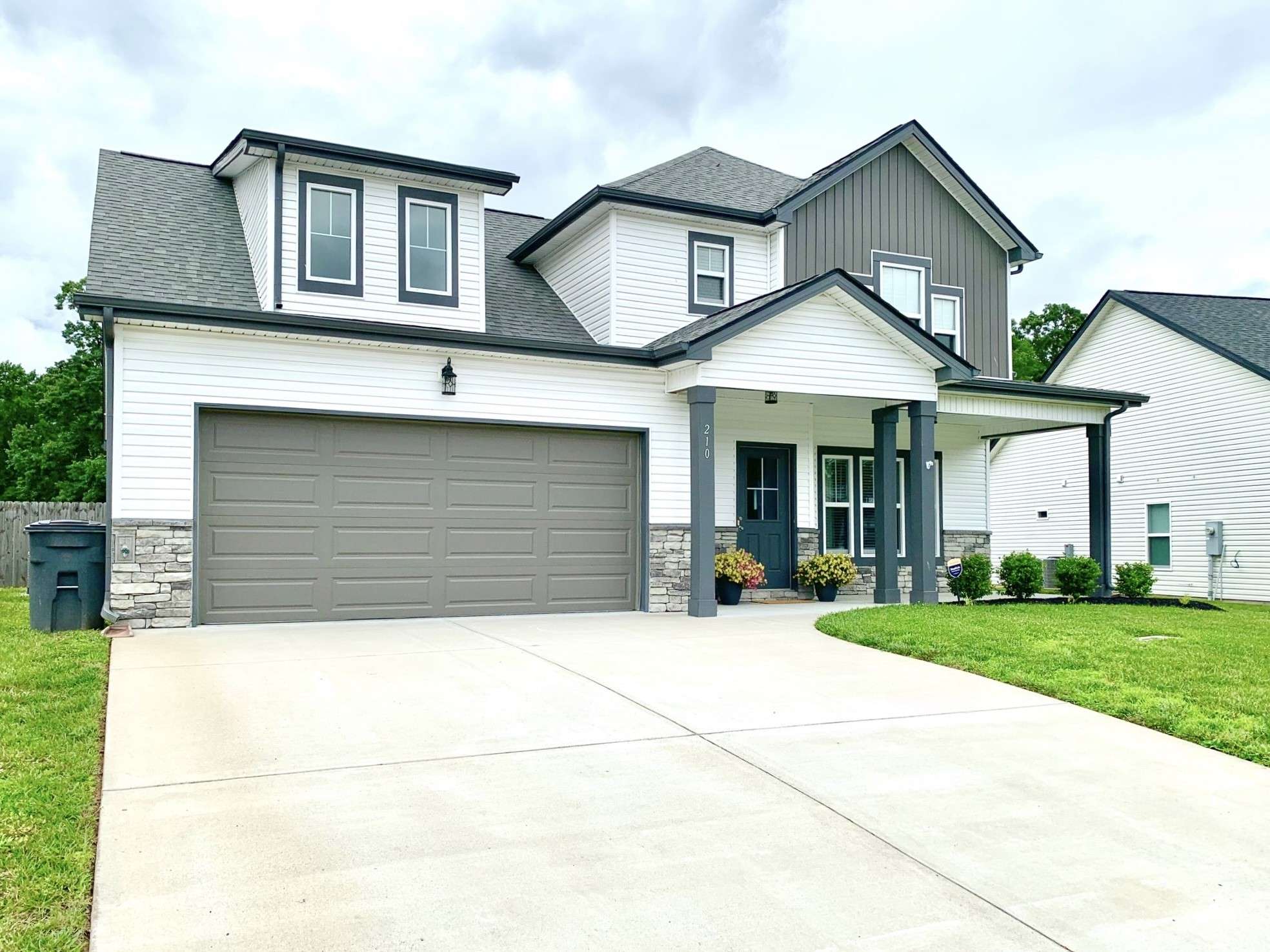 Clarksville, TN 37043,210 Crusaw Dr