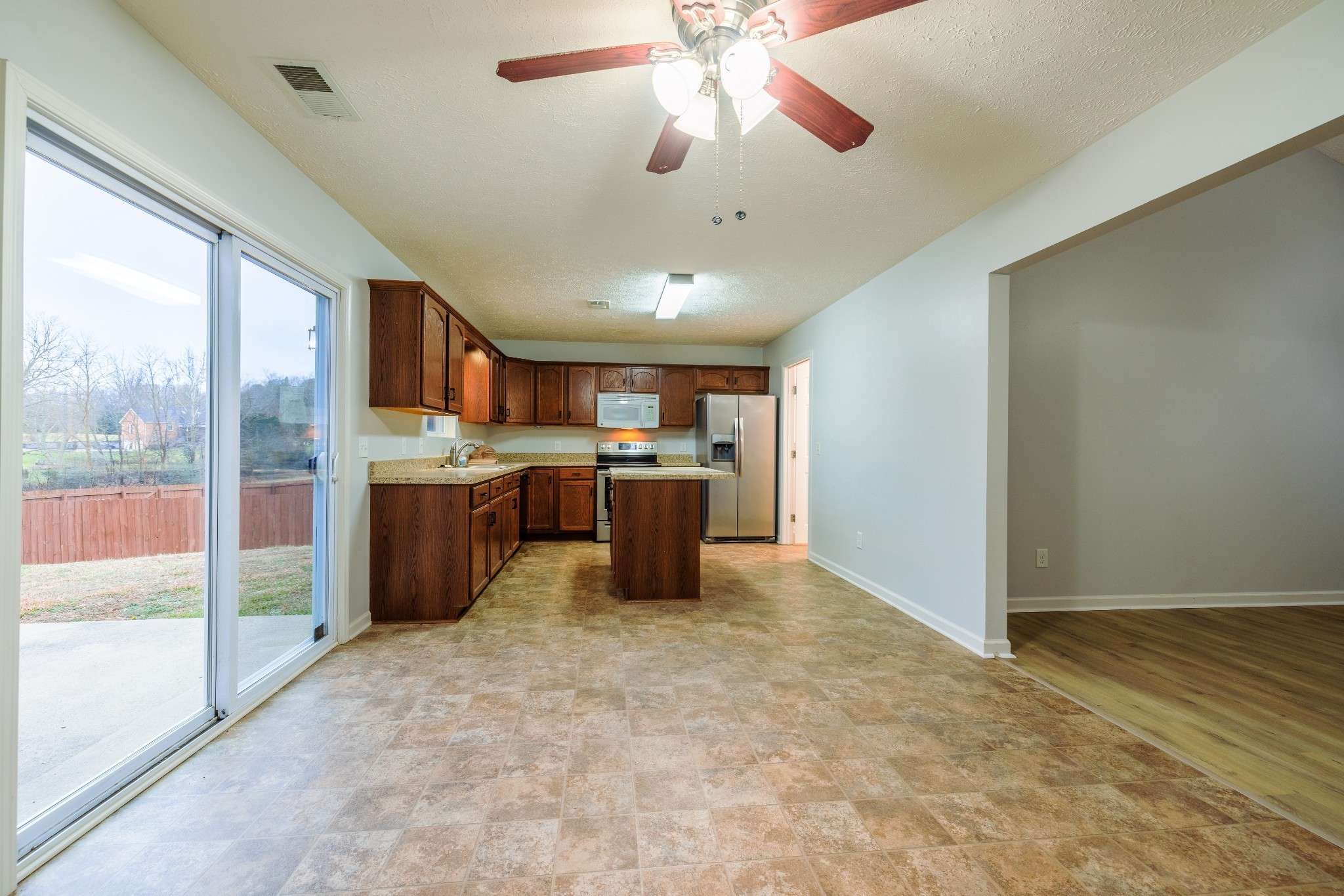 White House, TN 37188,148 Granda Flora Dr