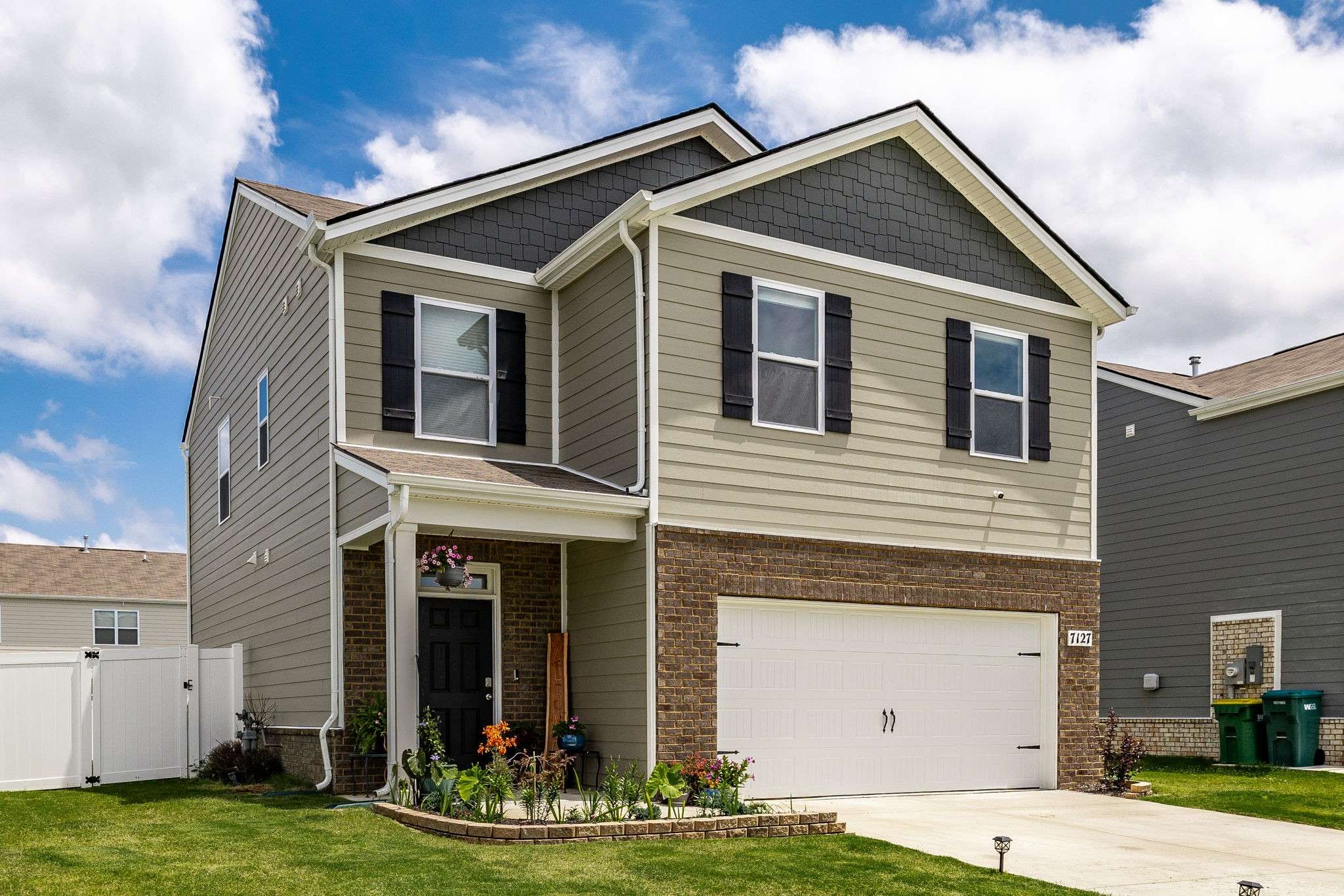White House, TN 37188,7127 Golden Way