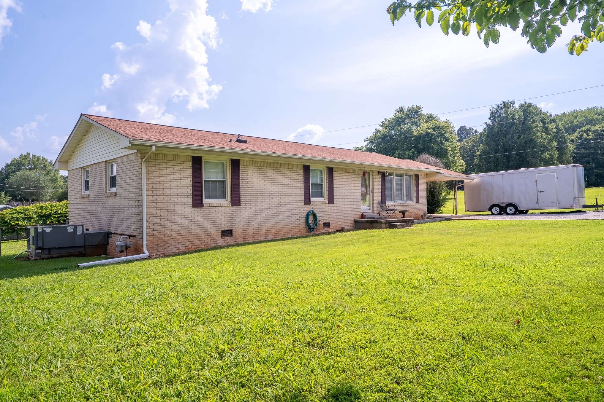 Saint Joseph, TN 38481,502 Budd St