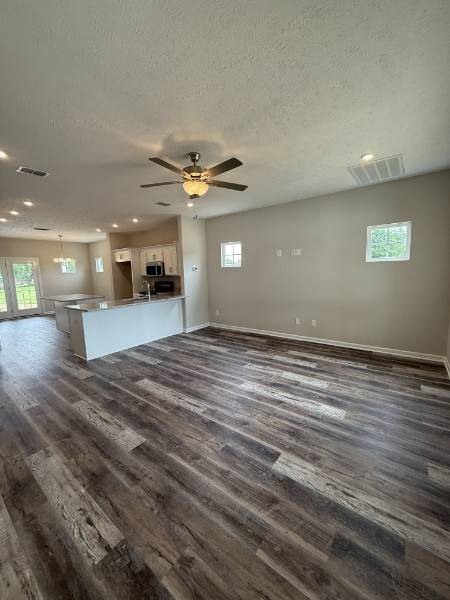 Manchester, TN 37355,57 Laurel View St