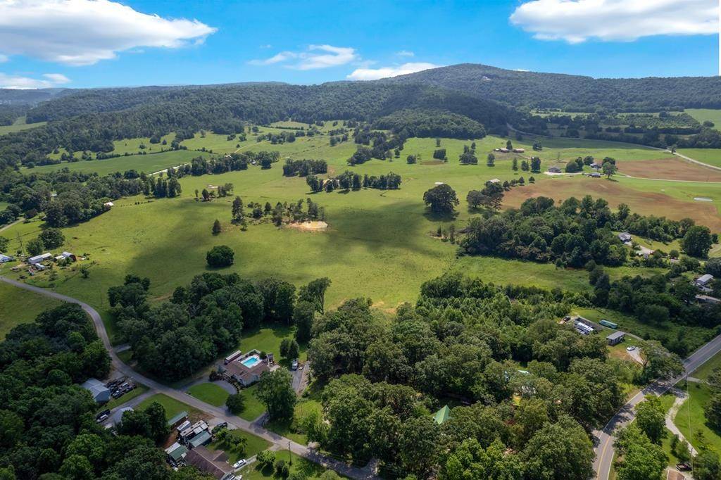 Sparta, TN 38583,152 Parker Rd