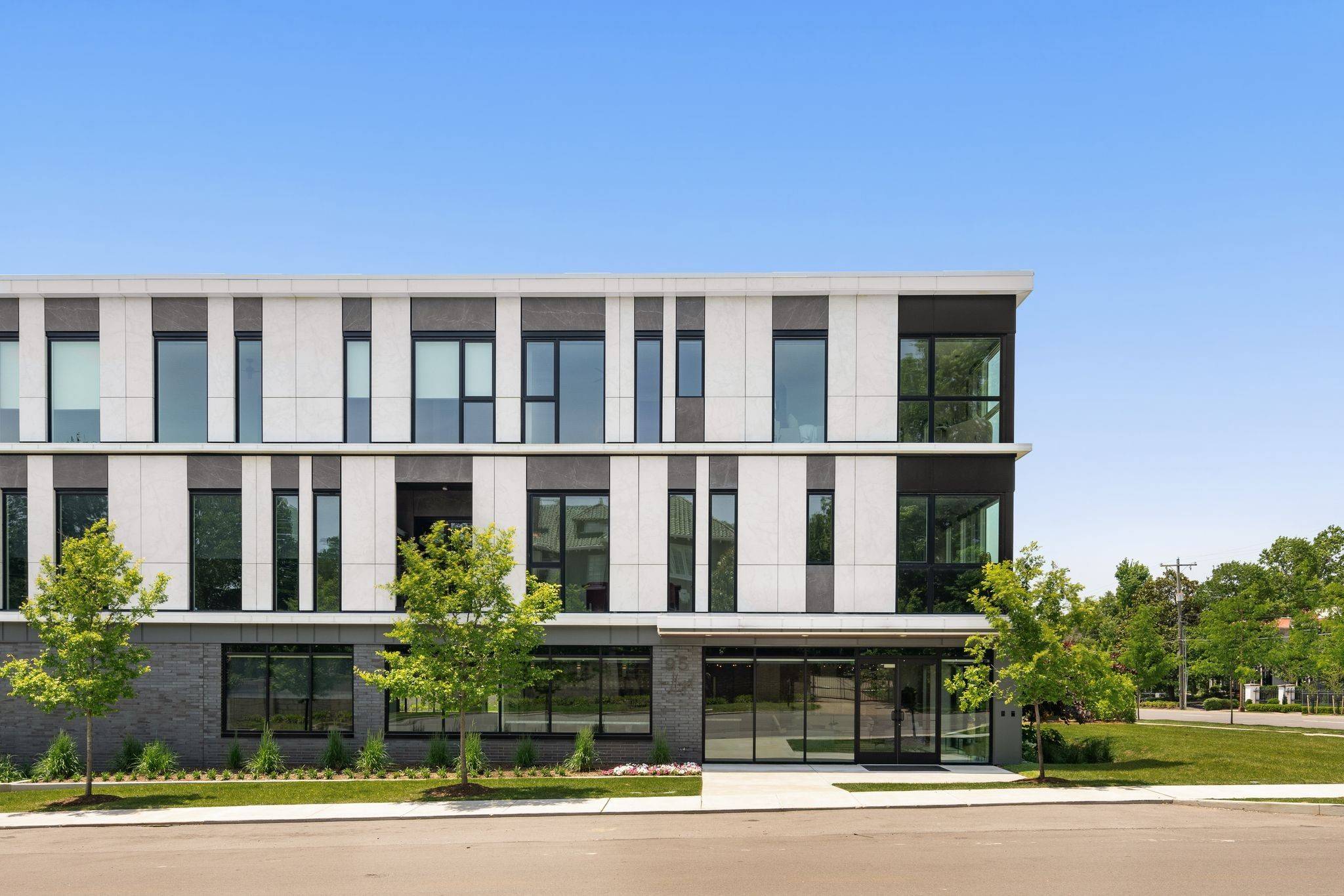 Nashville, TN 37205,95 Leonard Ave #6