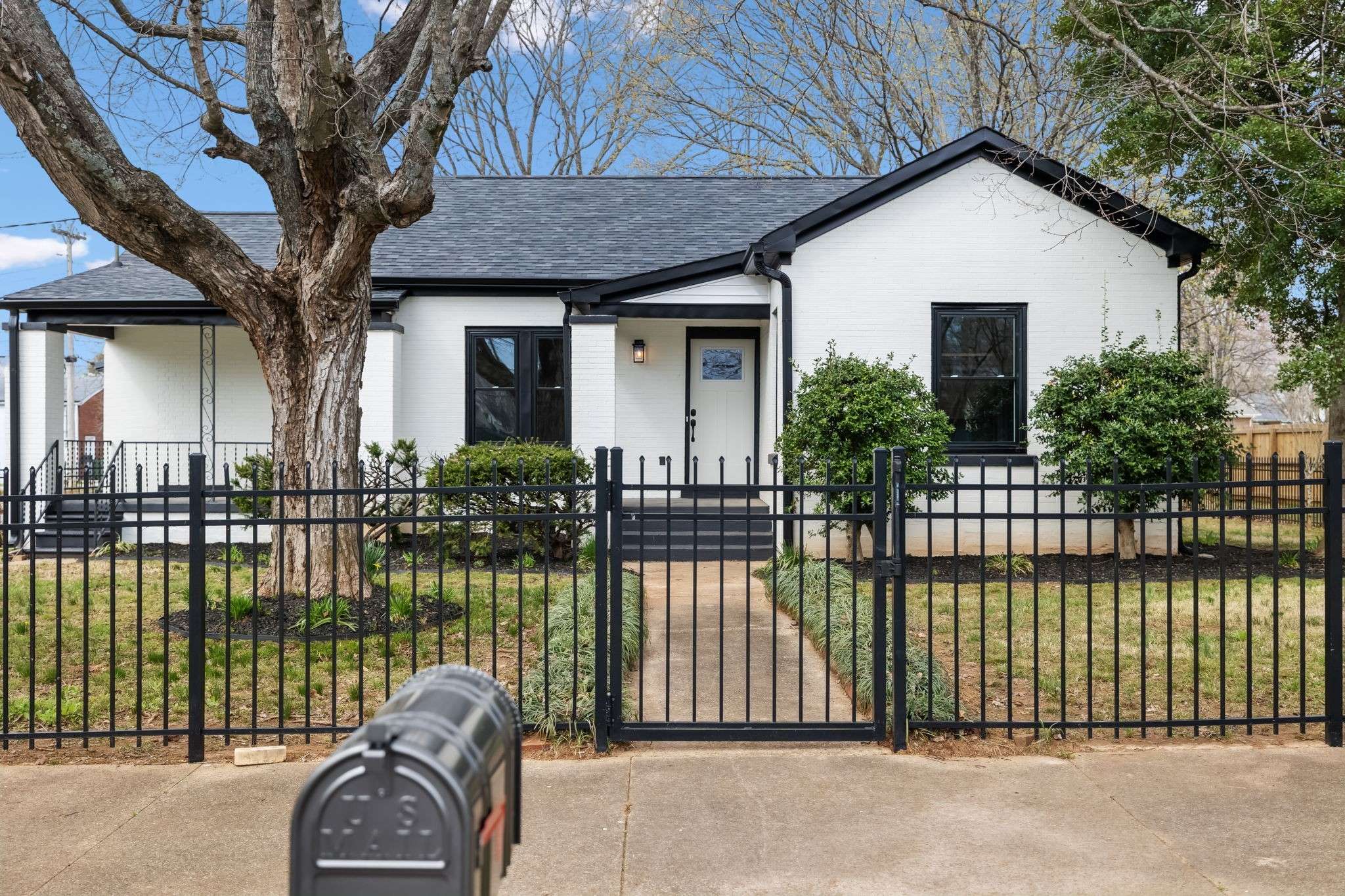 Lawrenceburg, TN 38464,222 Groh St
