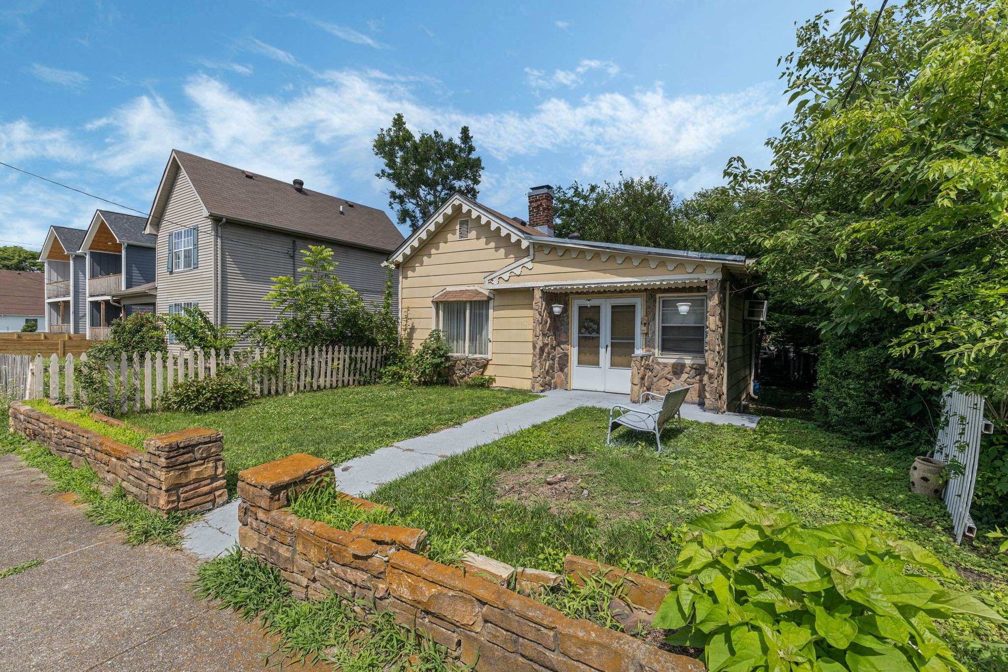 Nashville, TN 37210,111 Lewis St