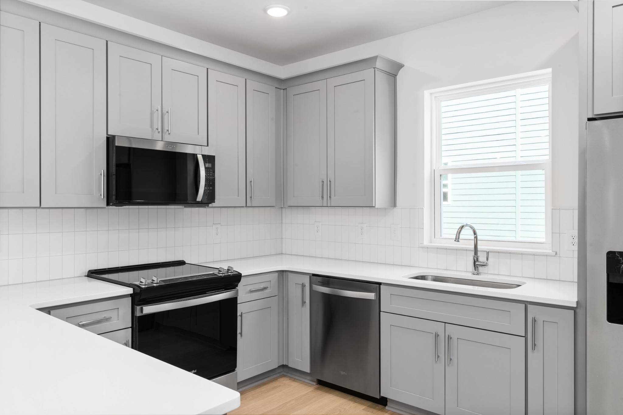 Nashville, TN 37214,550 Markham St #12