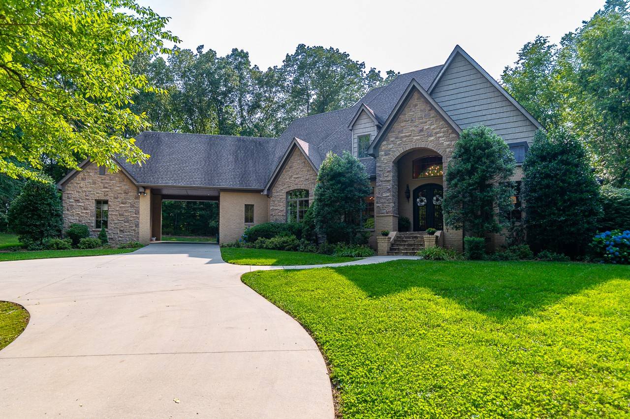 Tullahoma, TN 37388,205 Nature Ridge Rd