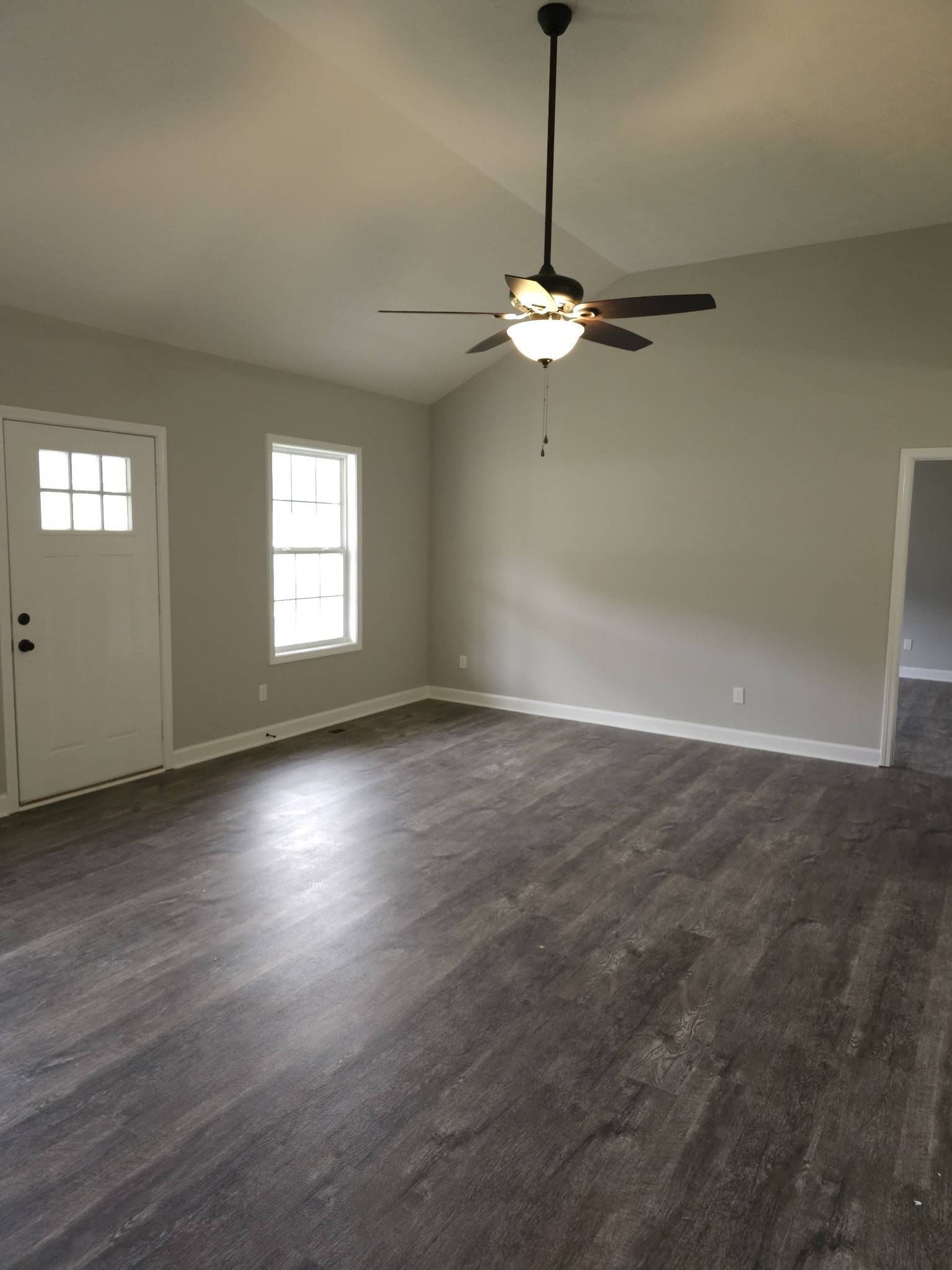Lafayette, TN 37083,4070 Hartsville Road