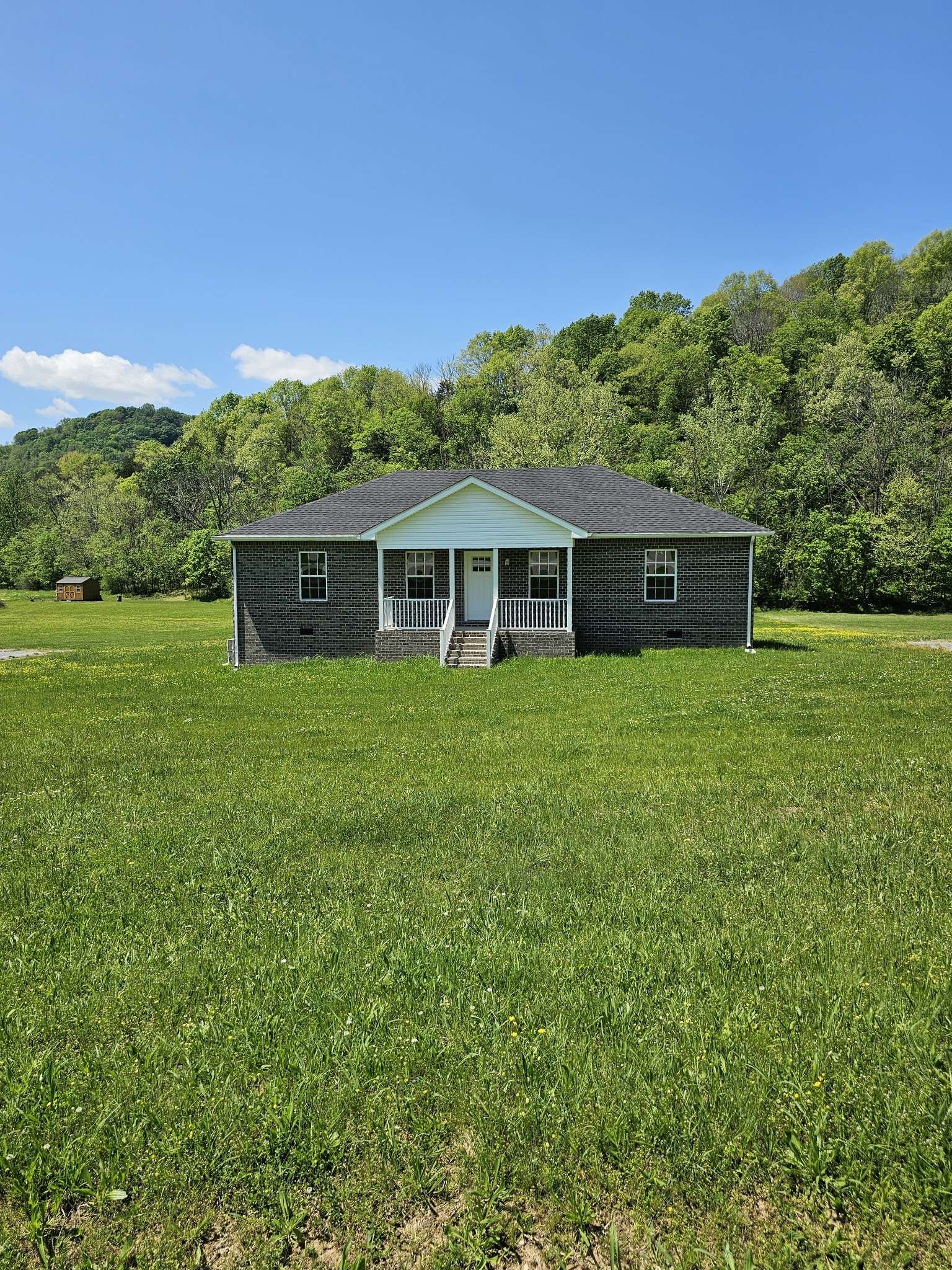 Lafayette, TN 37083,4070 Hartsville Road