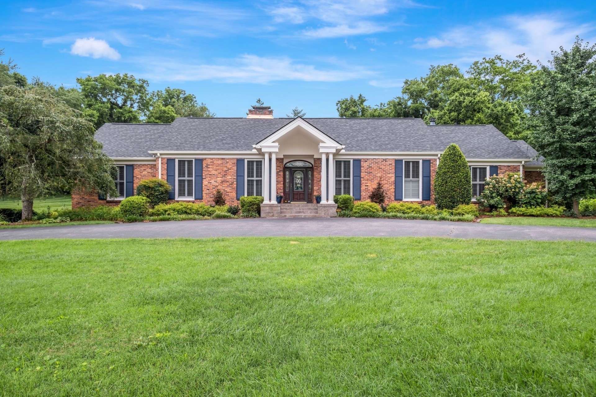 Nashville, TN 37205,111 Hardingwoods Pl
