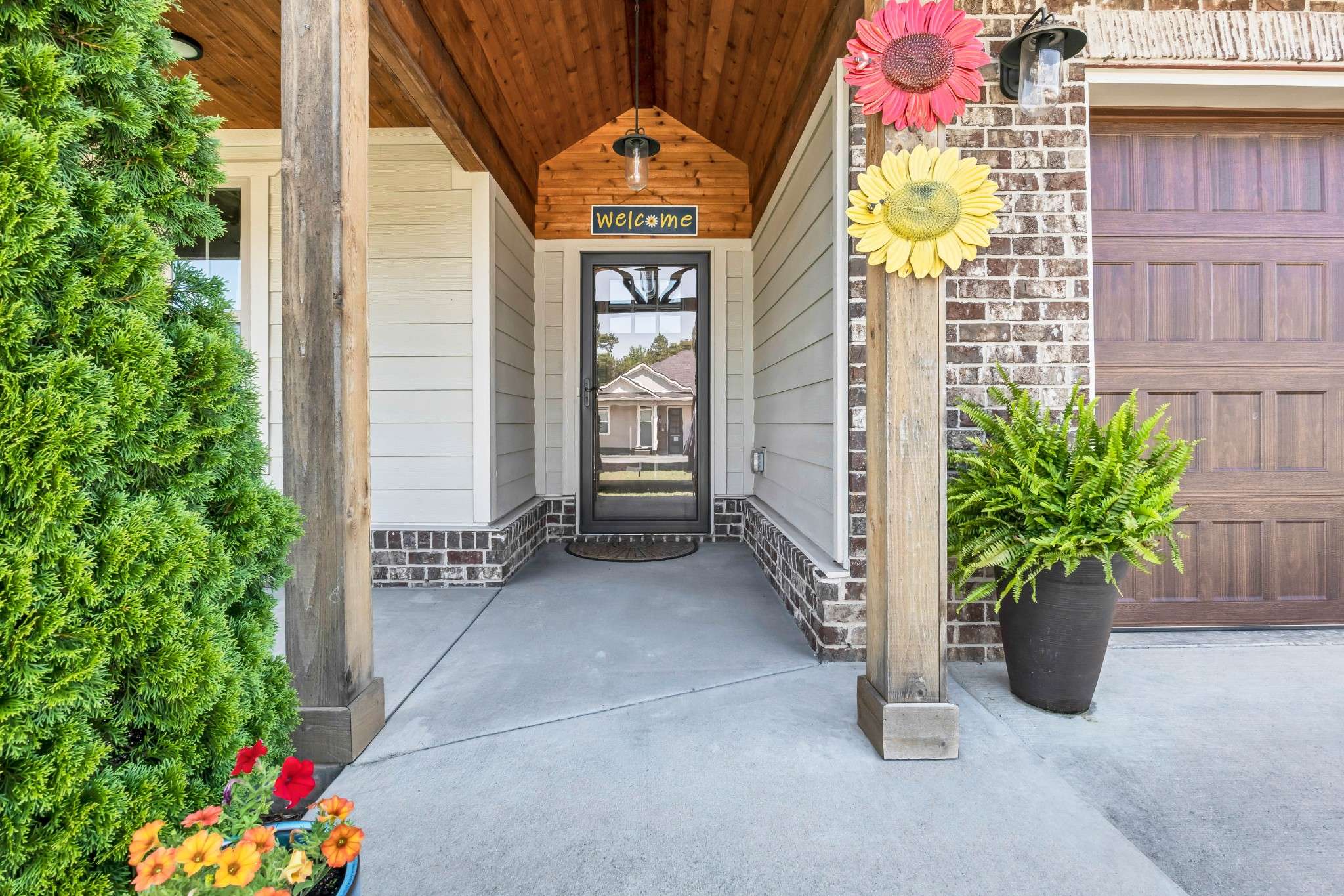 Clarksville, TN 37043,827 Jersey Dr
