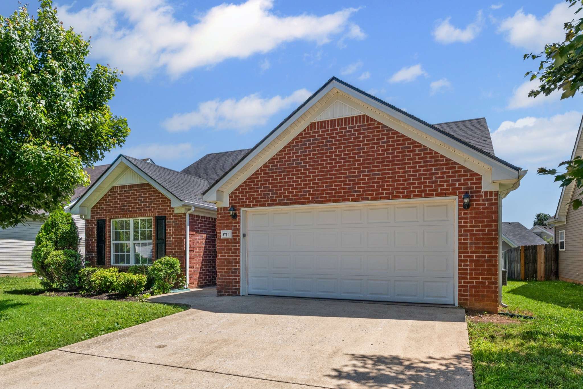 Murfreesboro, TN 37128,3741 Southbend Dr