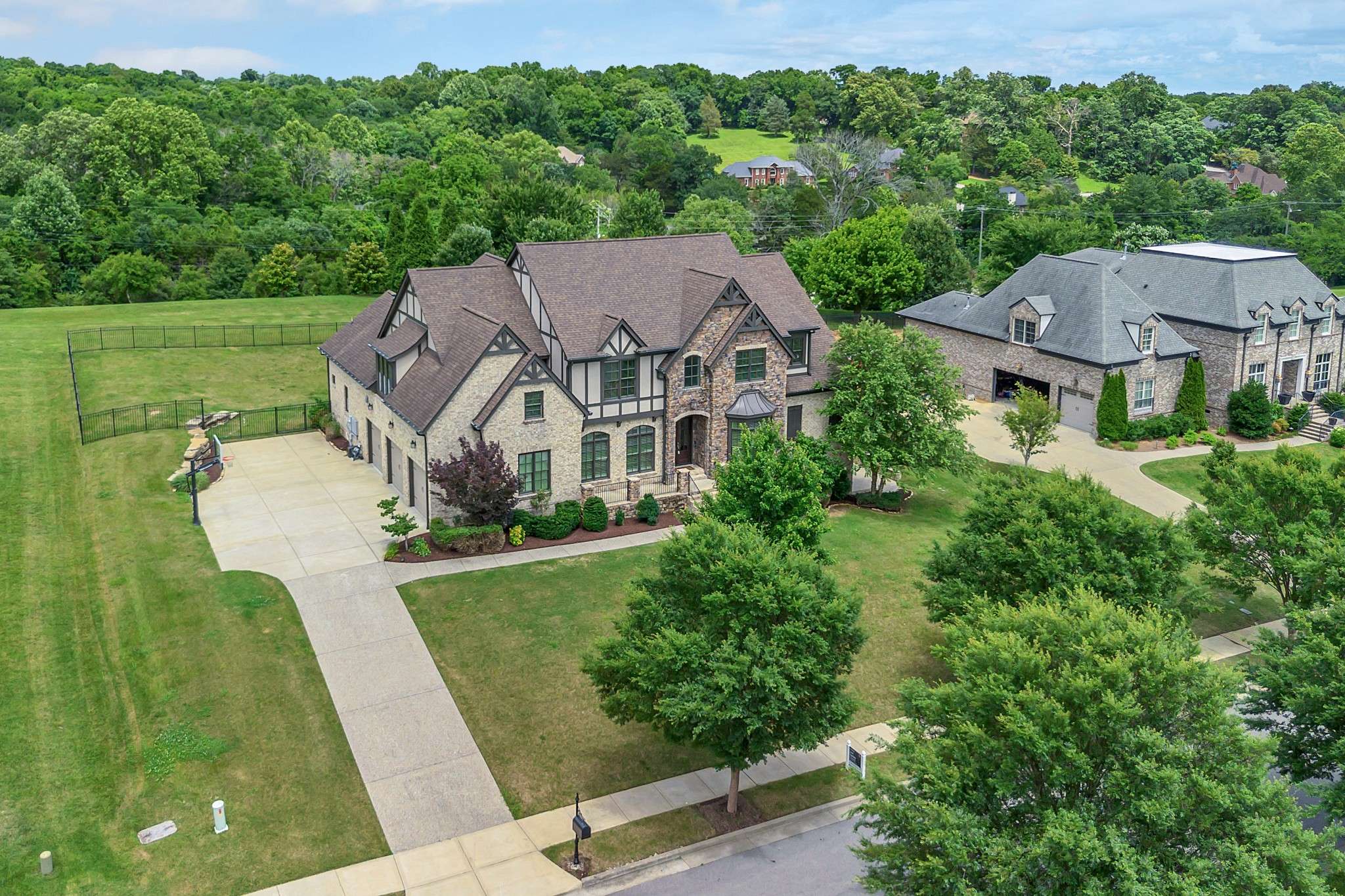 Brentwood, TN 37027,9417 Big Horn Rdg