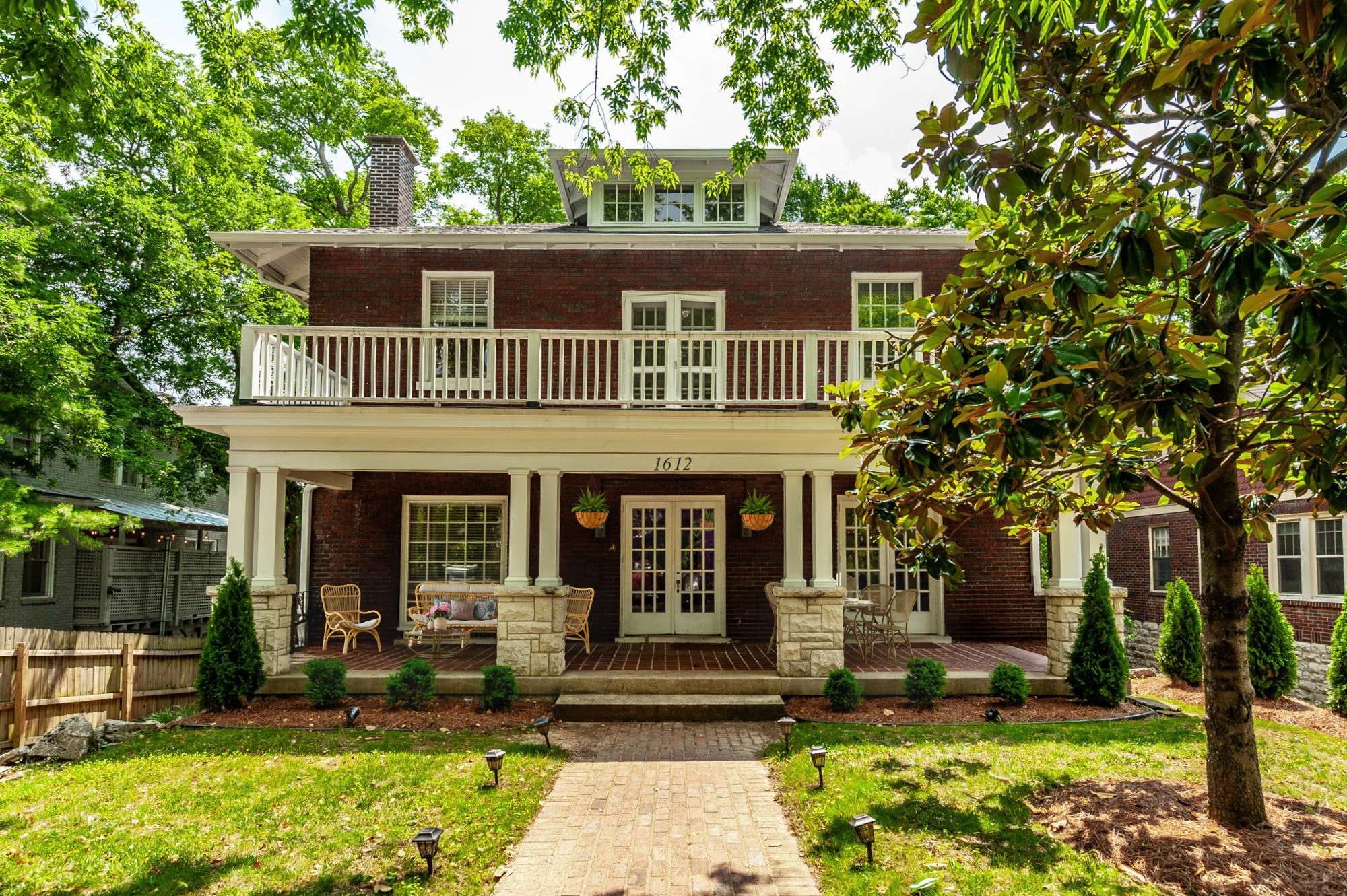 Nashville, TN 37212,1612 18th Ave #S