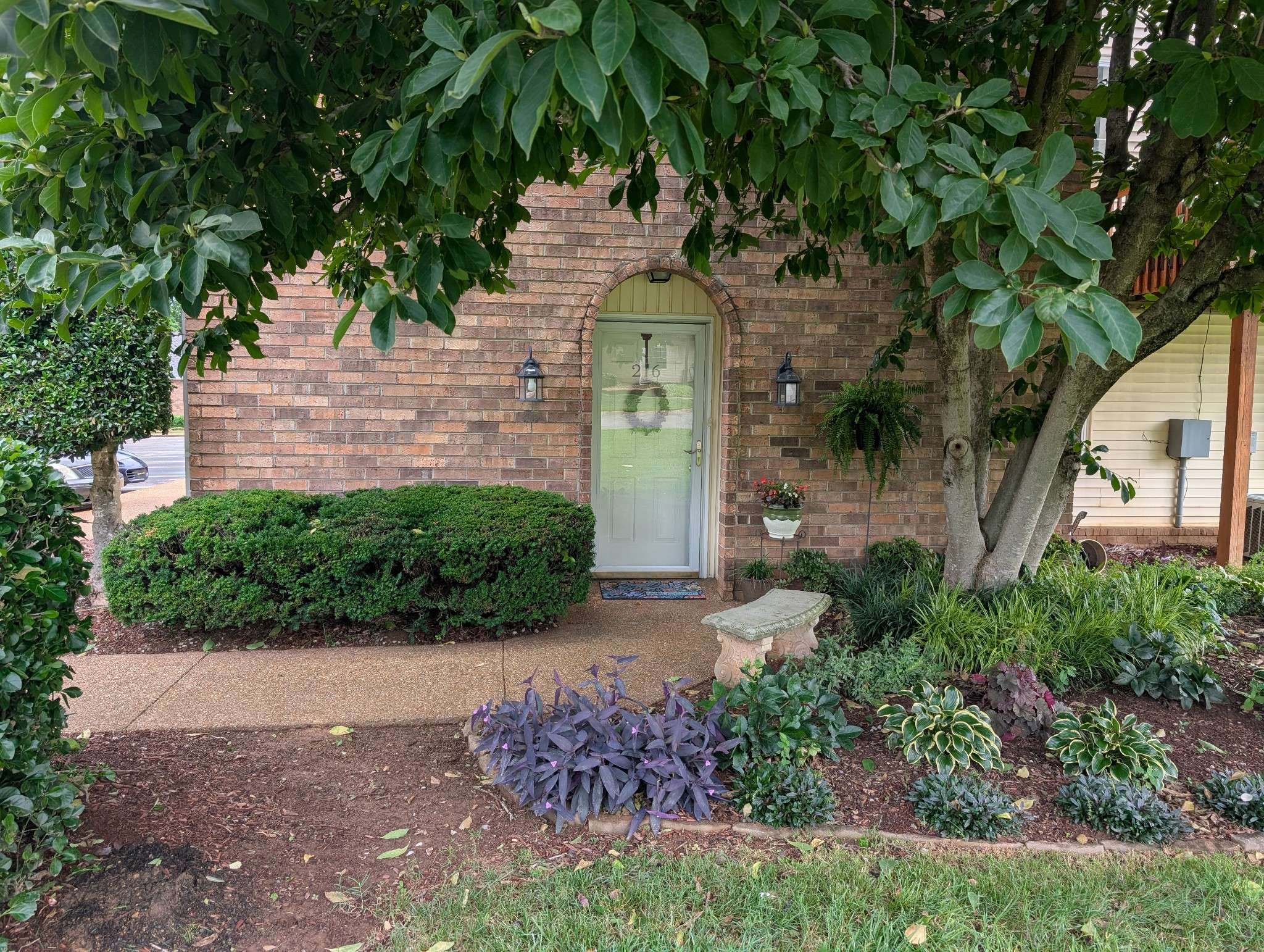Nashville, TN 37214,216 Cottage Pl