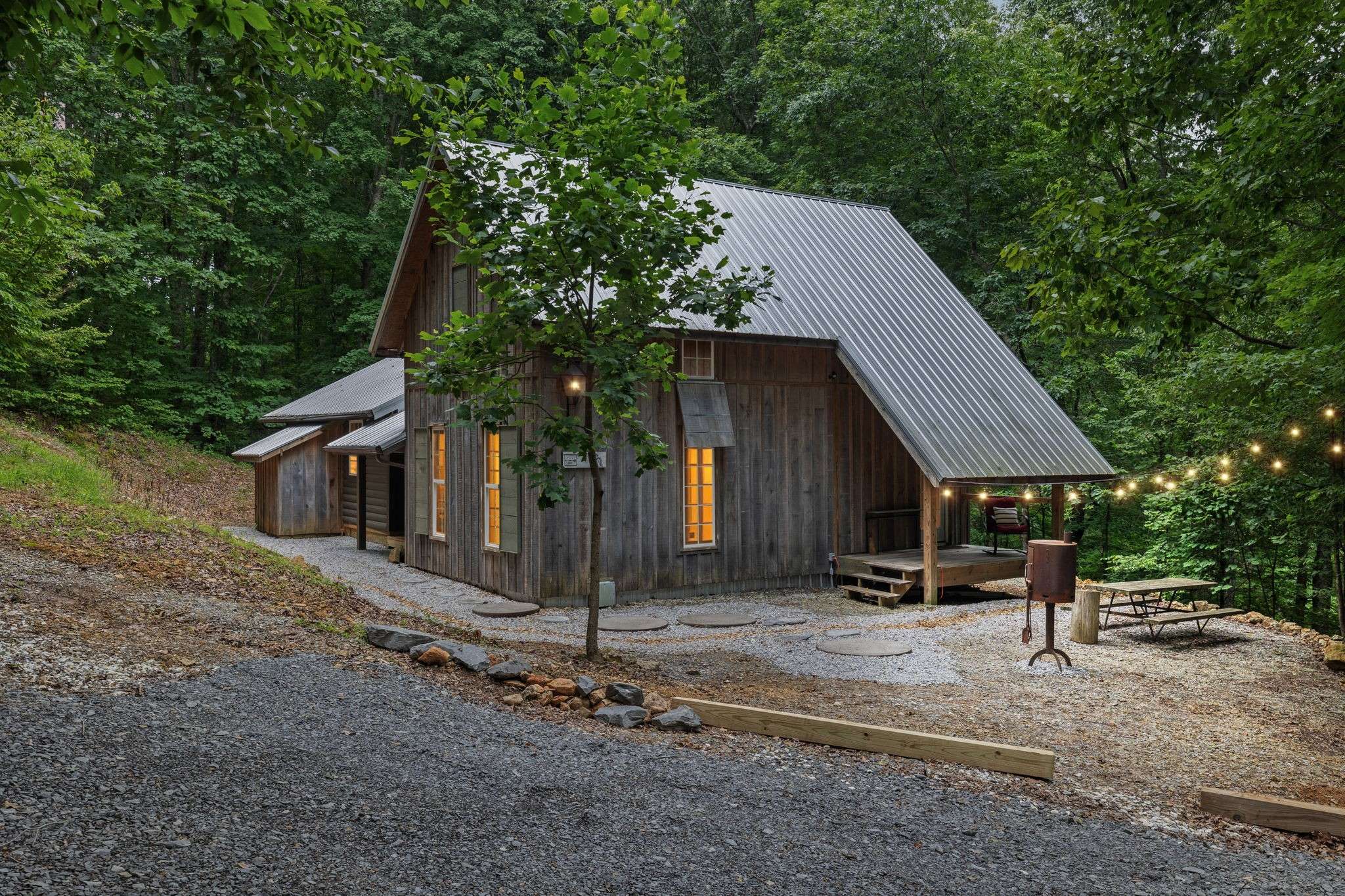 Bon Aqua, TN 37025,228 Rack Rd