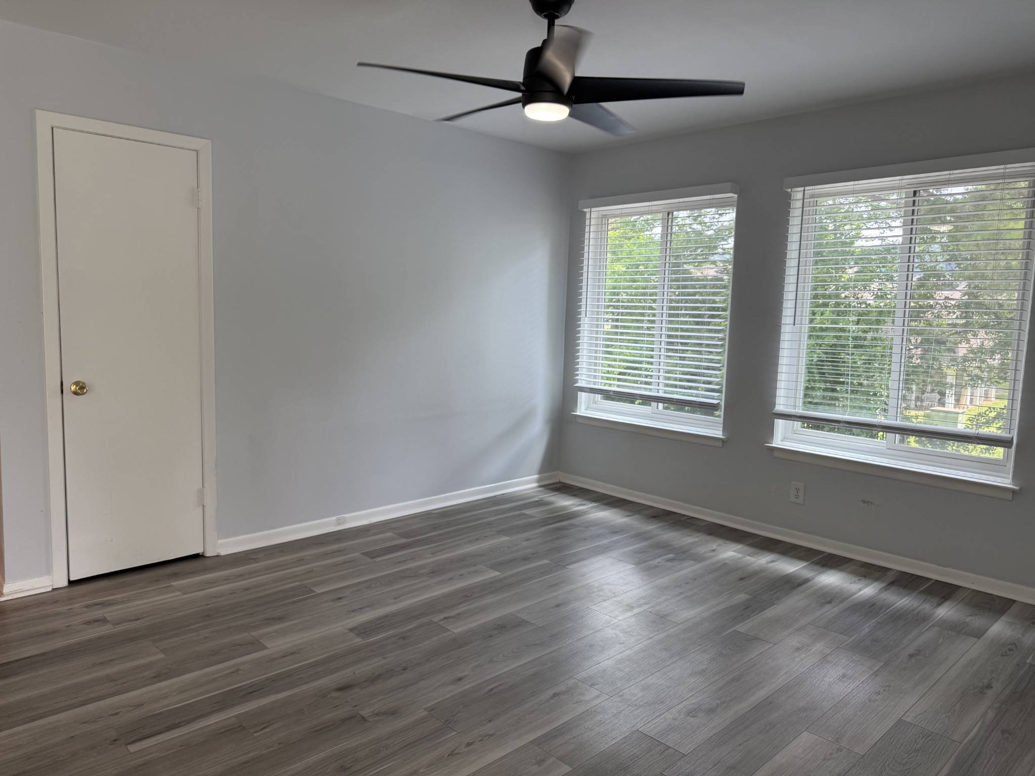 Nashville, TN 37221,810 Bellevue Rd #131
