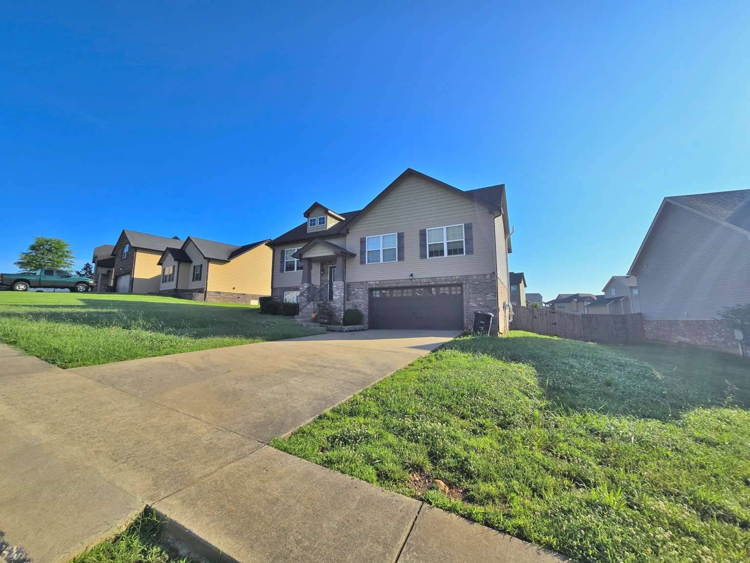 Clarksville, TN 37042,1085 Castlerock Dr