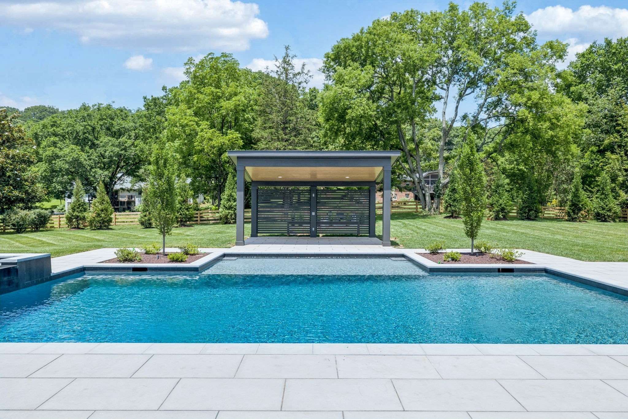 Nashville, TN 37215,5940 Robert E Lee Dr