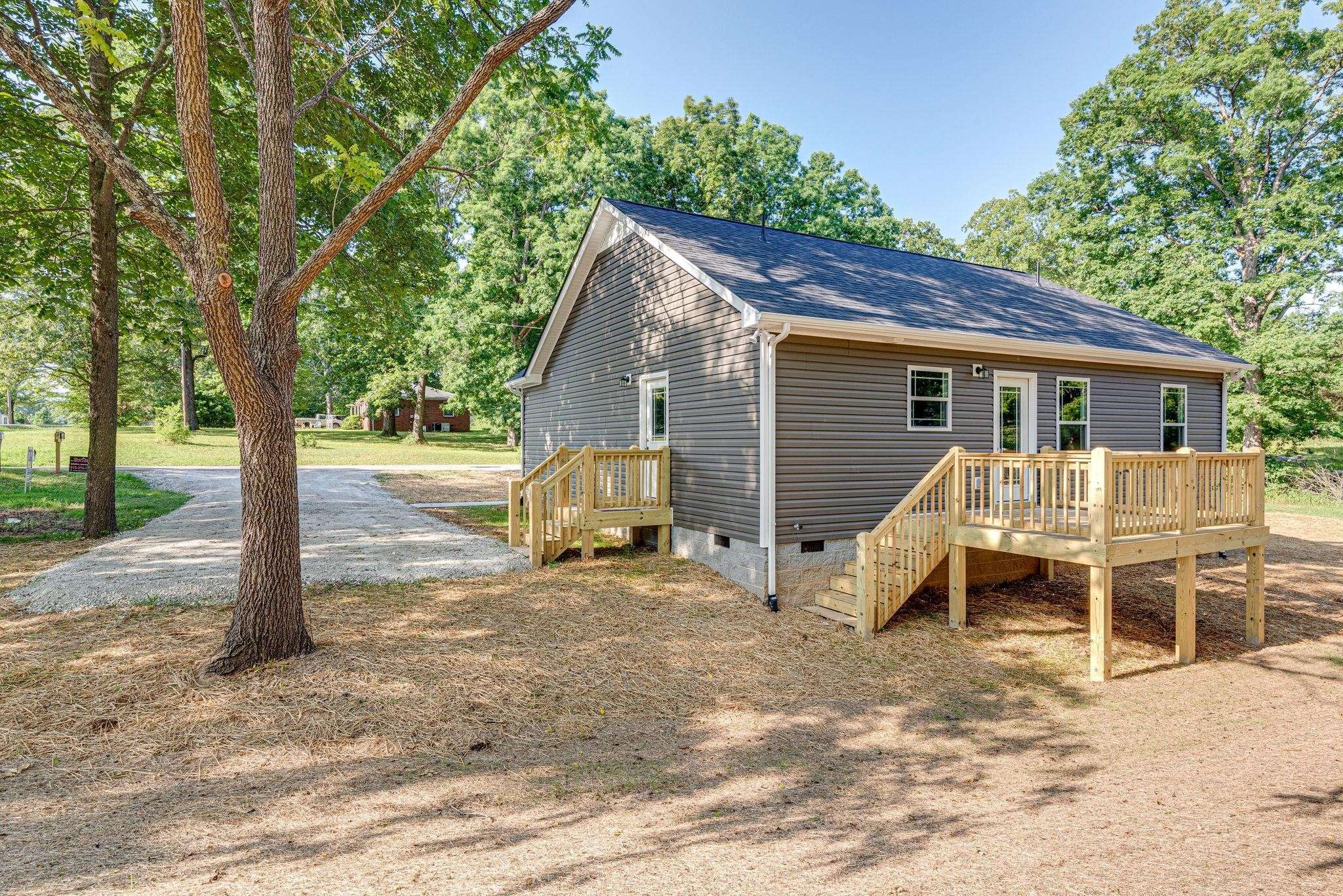 Dickson, TN 37055,1004 Northside Dr