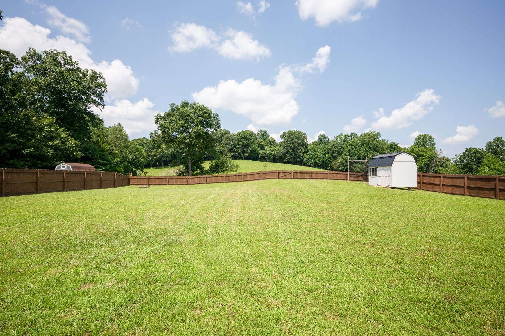 Charlotte, TN 37036,1224 Columbia Road