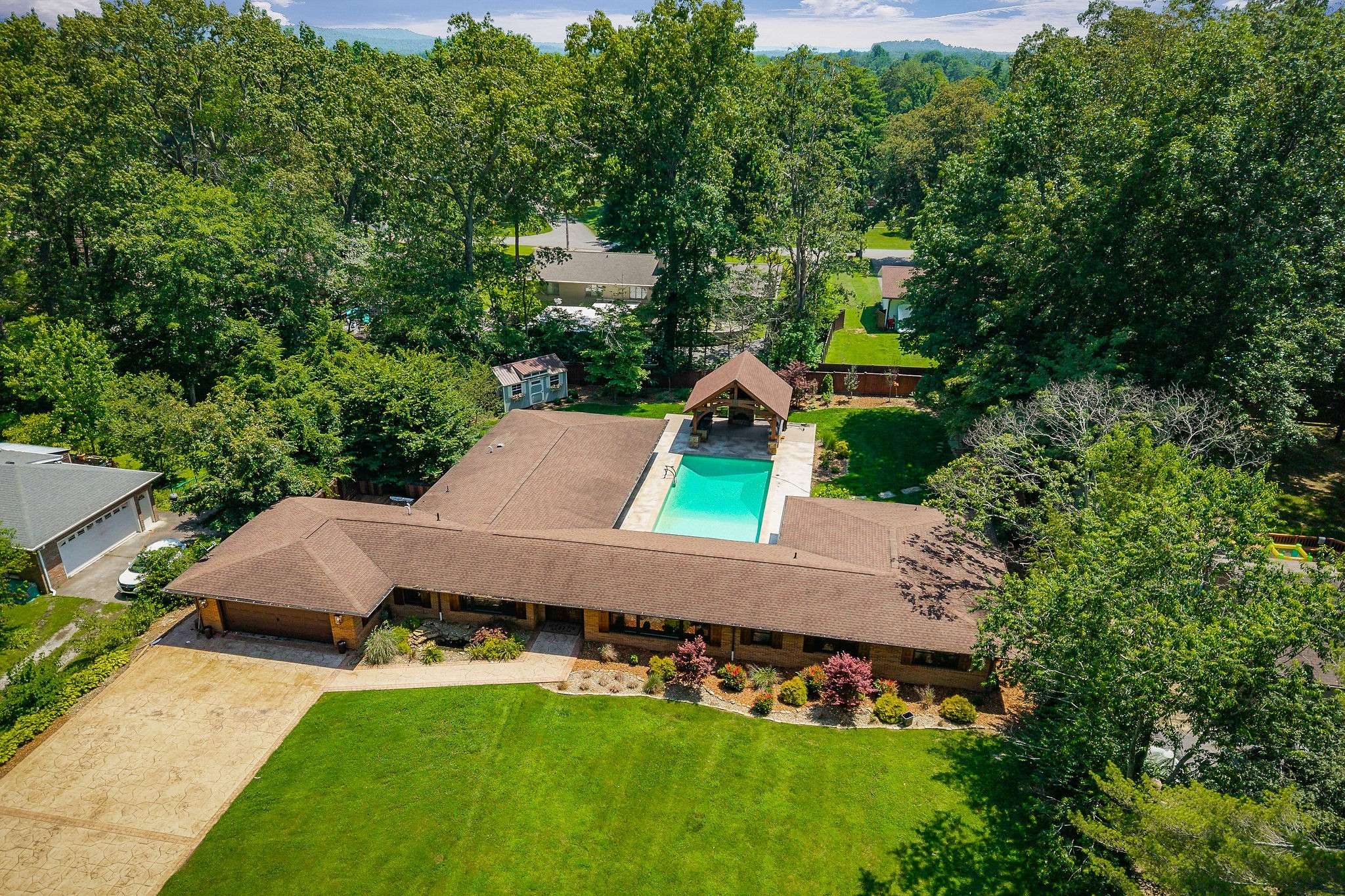 Cookeville, TN 38501,727 Timber Ln
