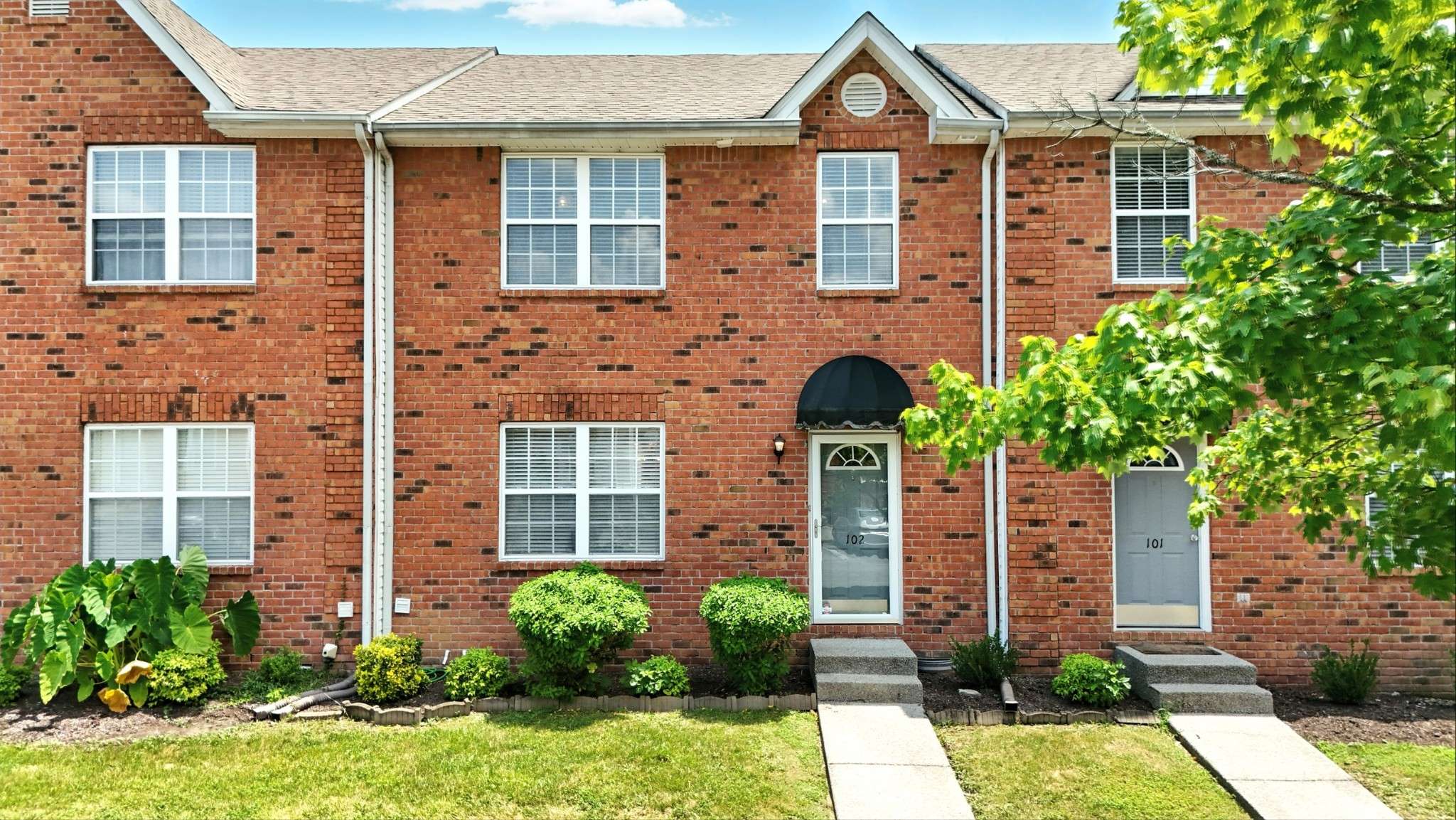 Nashville, TN 37210,2120 Lebanon Pike #102