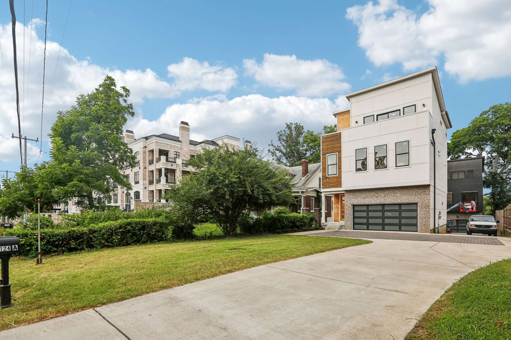 Nashville, TN 37205,124A Woodmont Blvd