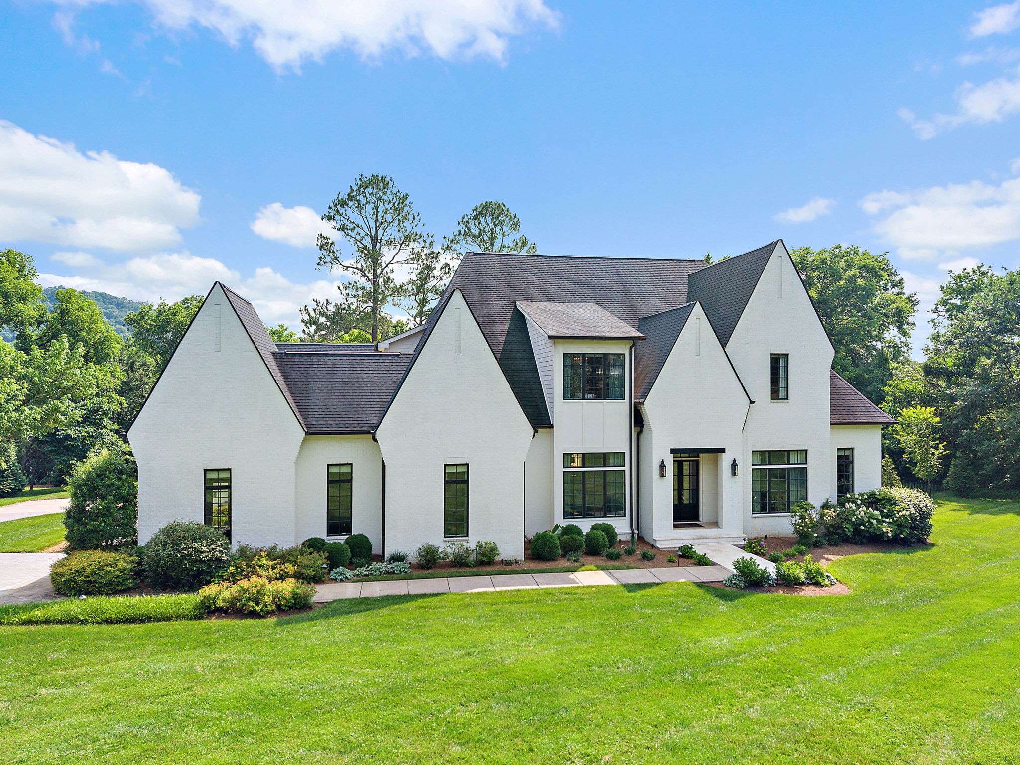 Nashville, TN 37215,2803 Hemingway Dr