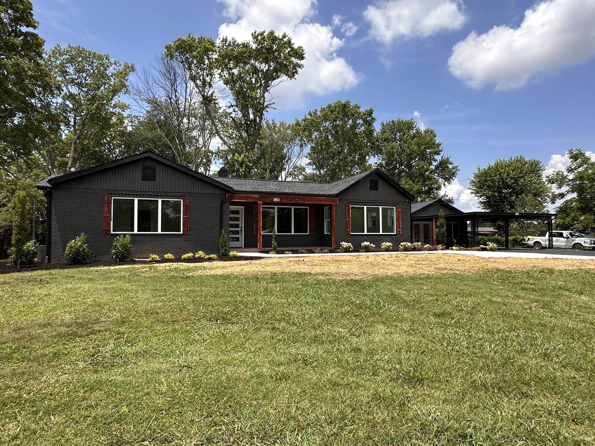 Mcminnville, TN 37110,1013 Faulkner Springs Rd